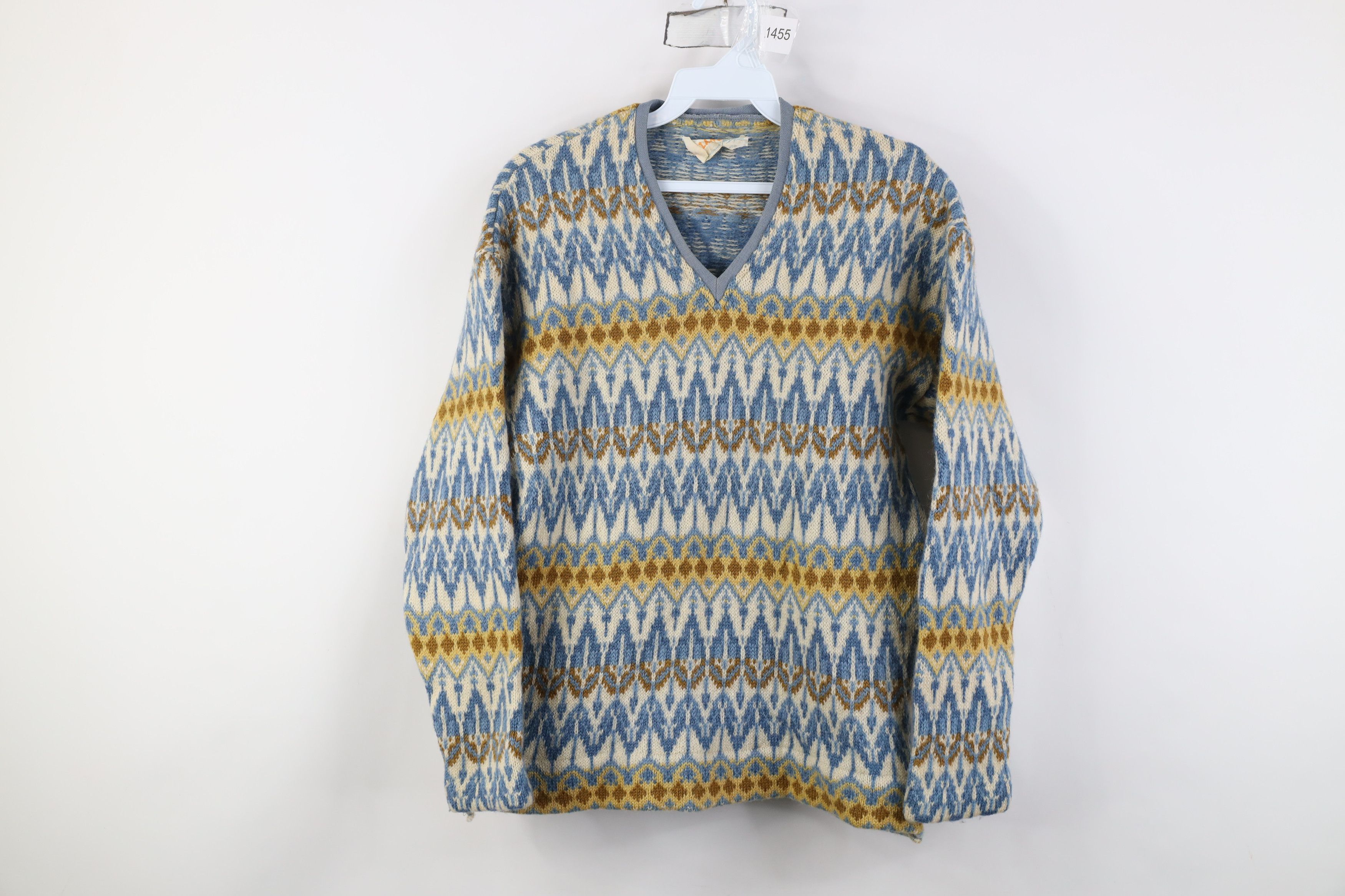 Vintage Vintage 50s 60s Fair Isle Knit V-Neck Sweater Iceland Size L / US 10 / IT 46 - 1 Thumbnail