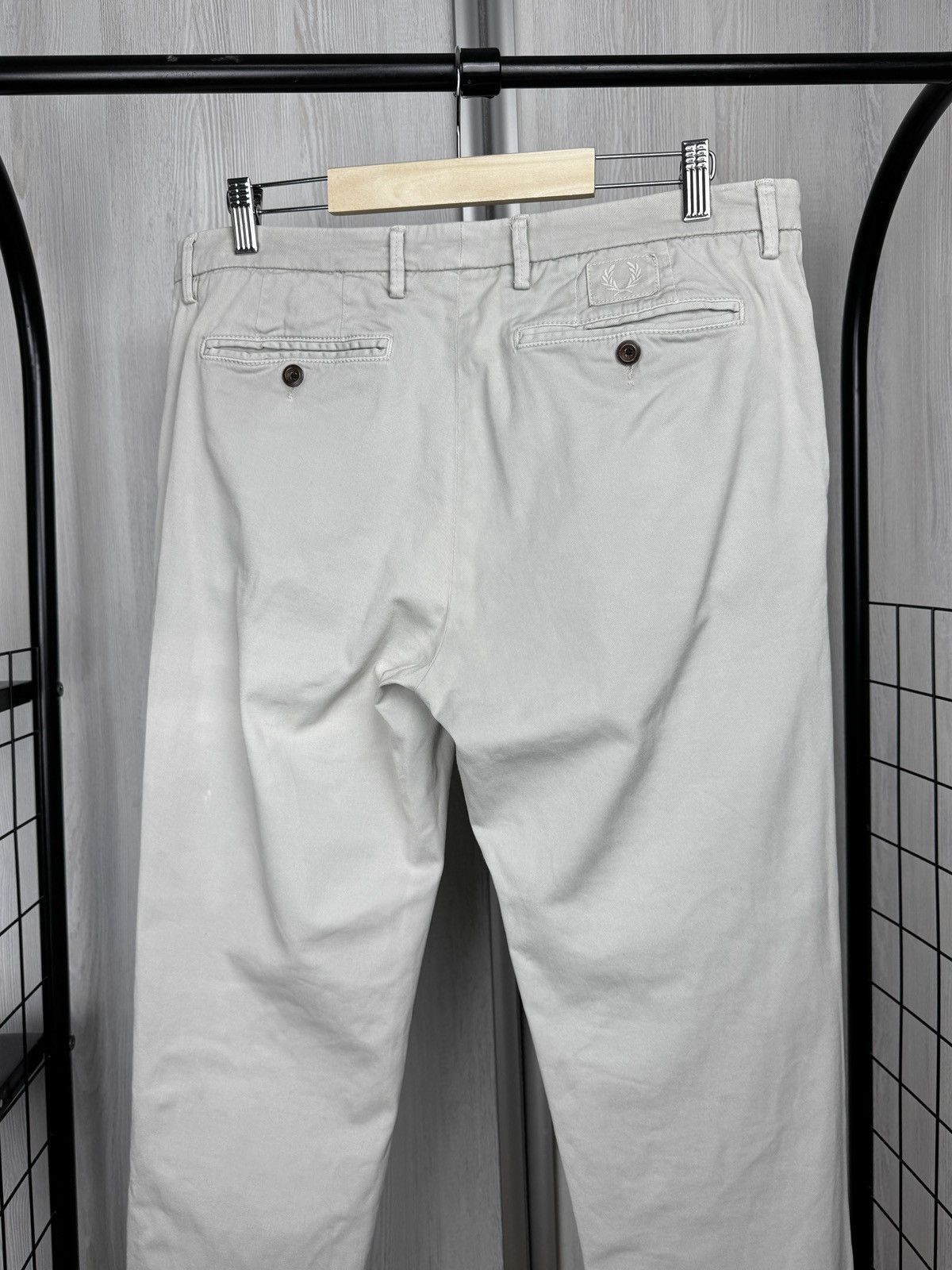 Fred Perry Fred Perry vintage beige grey cotton chino pants size 34 Size US 34 / EU 50 - 6 Thumbnail