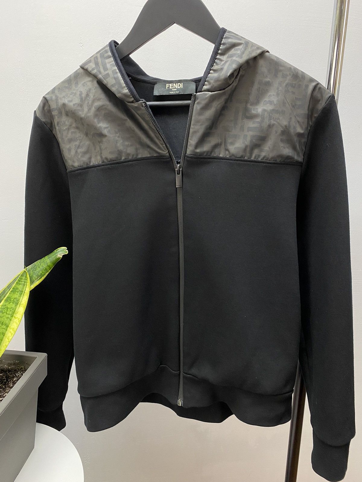 Fendi Fendi Monogram Hoodie Men’s M Black Hood Logo Hype Styled Size US M / EU 48-50 / 2 - 4 Thumbnail
