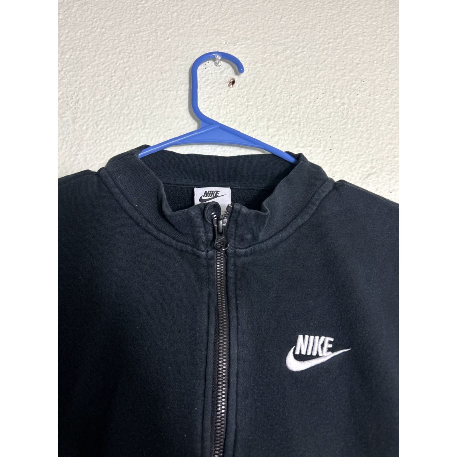 Nike Nike Sportswear Jacket Womens XS Black Full Zip Pockets Solid 90s Modern Sports Running Casual Short Mid-Length Size XS / US 0-2 / IT 36-38 - 3 Thumbnail