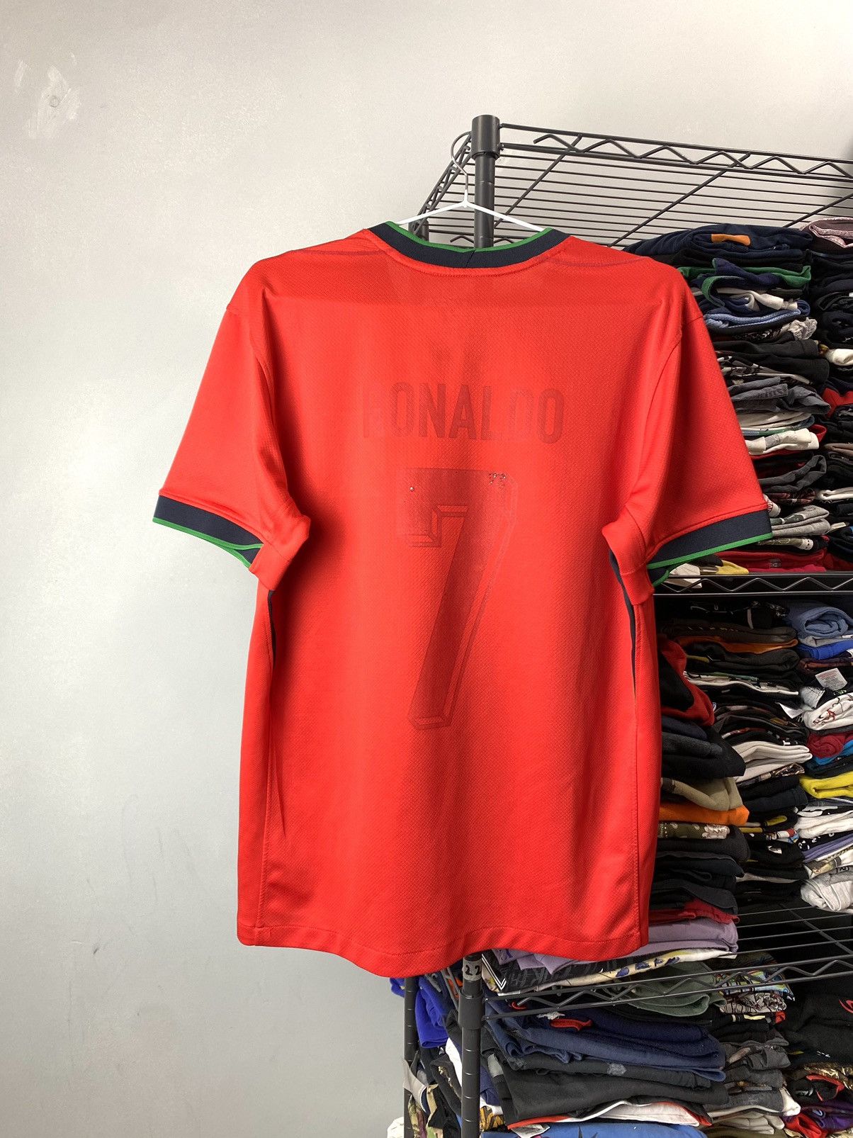 Nike Vintage Nike Portugal Ronaldo 7 Soccer Jersey Tee Size US S / EU 44-46 / 1 - 2 Thumbnail