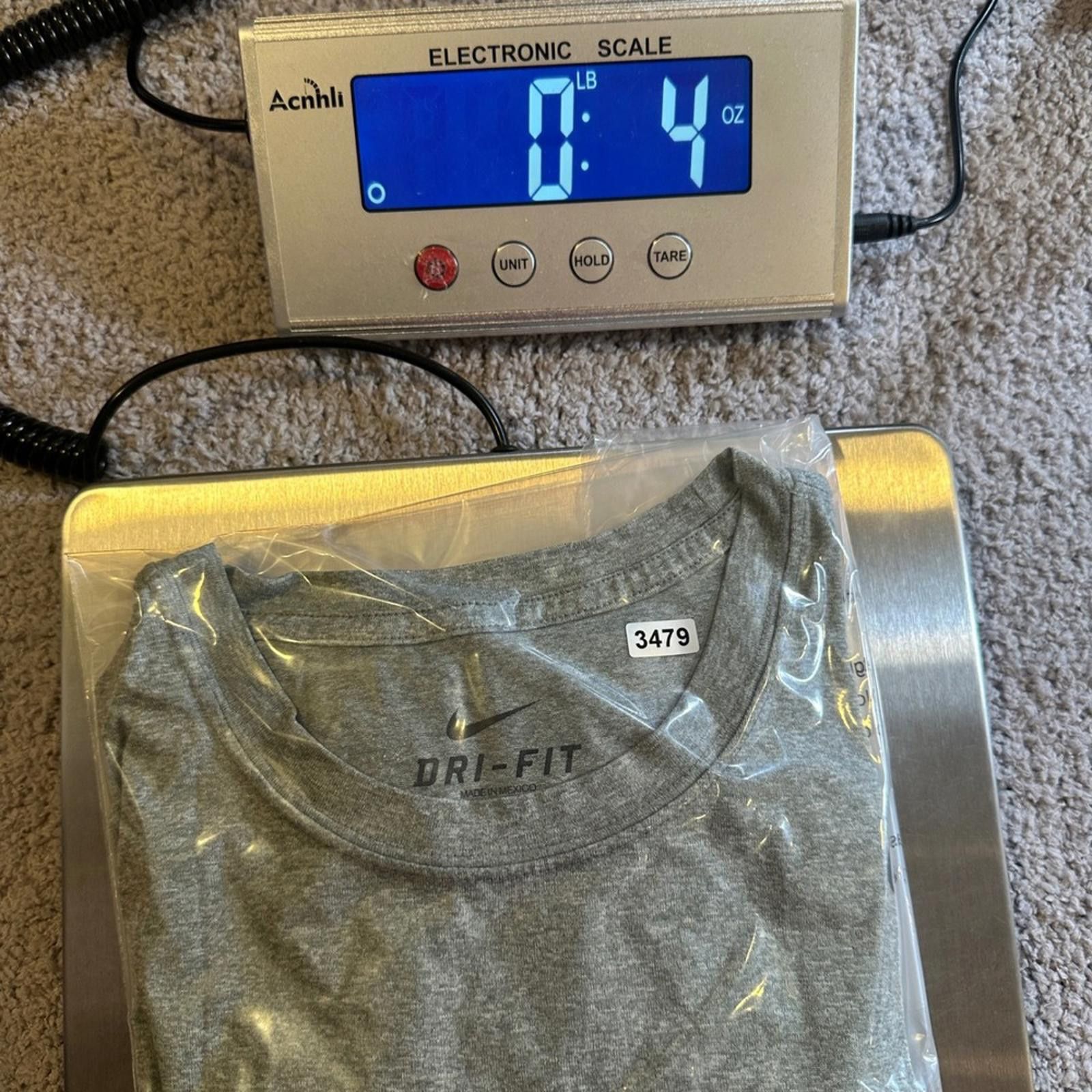 Nike Nike Dri Fit T Shirt Men M Gray Athletic Short Sleeve Swoosh Size US M / EU 48-50 / 2 - 8 Thumbnail