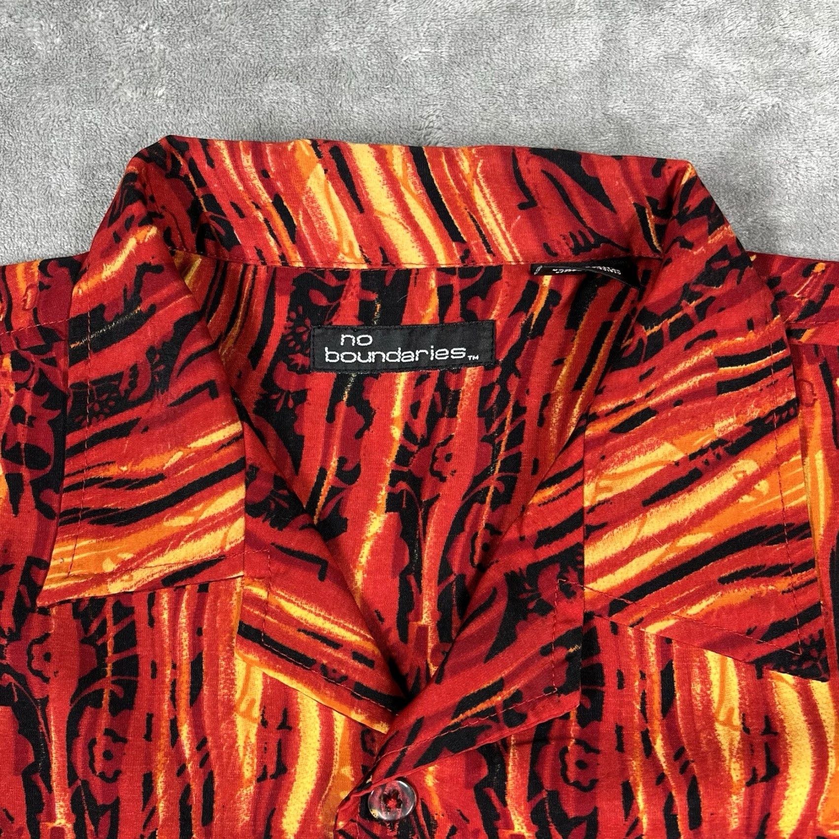 Vintage VINTAGE No Boundaries Button-Up Shirt Mens Large L Graphic Fire Flames Retro Knit? Size US L / EU 52-54 / 3 - 7 Thumbnail