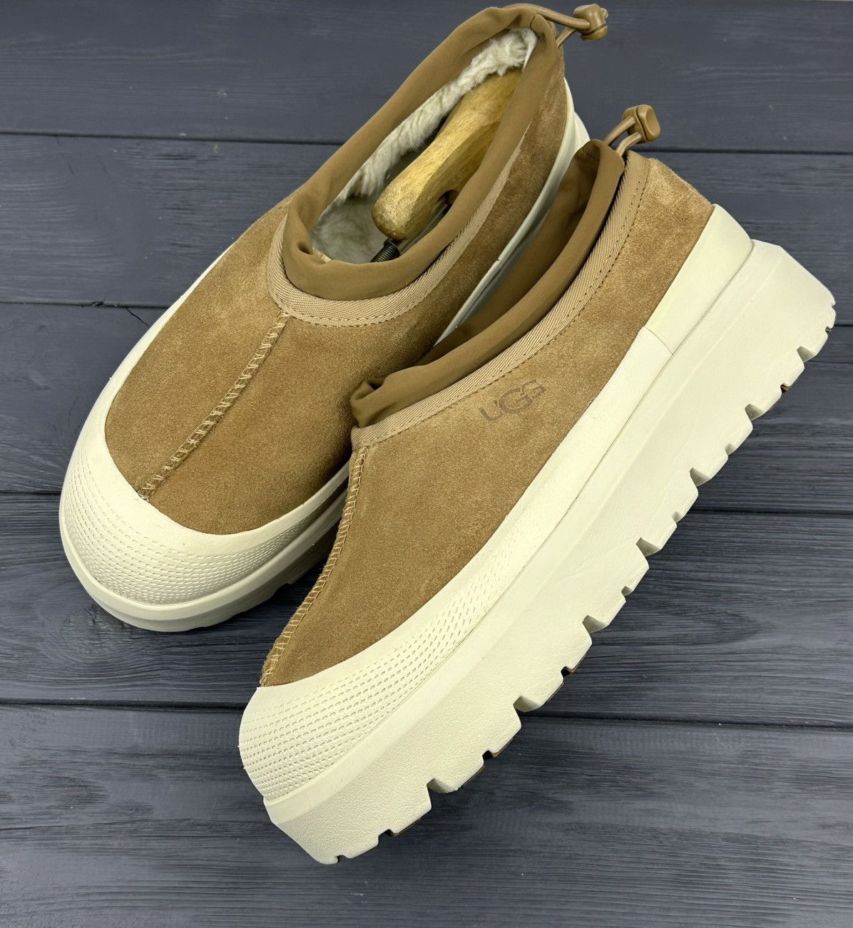 Ugg UGG Tasman Weather Hybrid Chestnut Suede Men’s Size 9 US Size US 9 / EU 42 - 2 Thumbnail