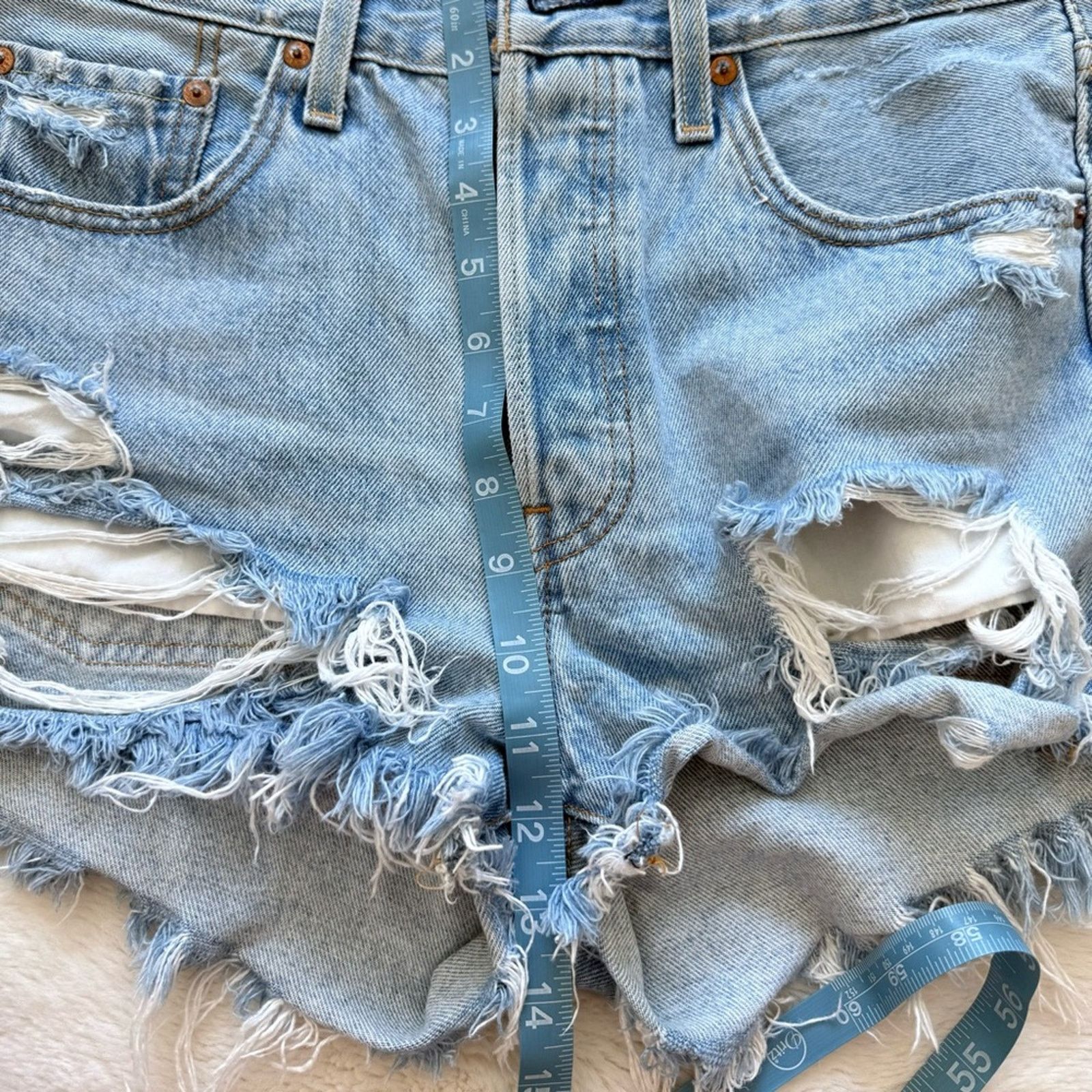 Levi's Levi’s women jeans shorts size 27 Size 27" / US 4 / IT 40 - 9 Thumbnail