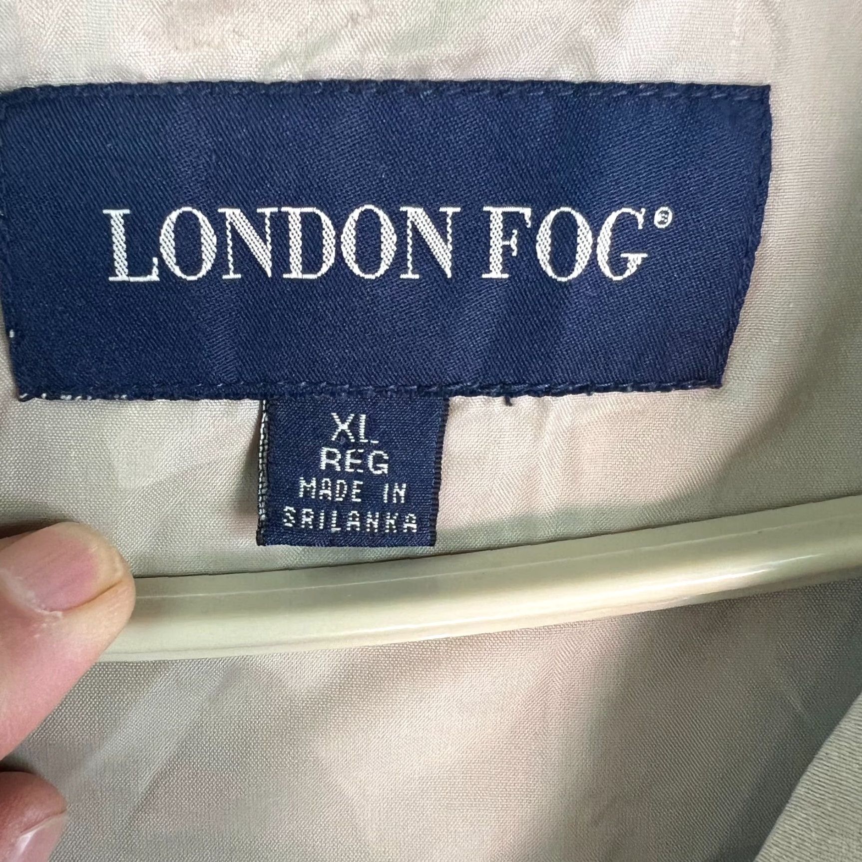 London Fog London Fog Jacket XL Mens Beige Long Sleeve Button Front Collared Zip Classic Rain Coat Softshell Nylon Lining Size US XL / EU 56 / 4 - 5 Thumbnail
