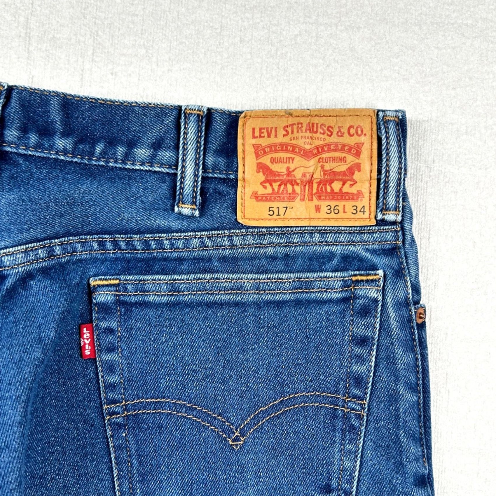Levi's VINTAGE Levi's 517 Jeans Mens 36x34 Boot Cut Denim Cowboy Jeans Mens Regular Blue 5-Pocket Design Size US 36 / EU 52 - 4 Thumbnail