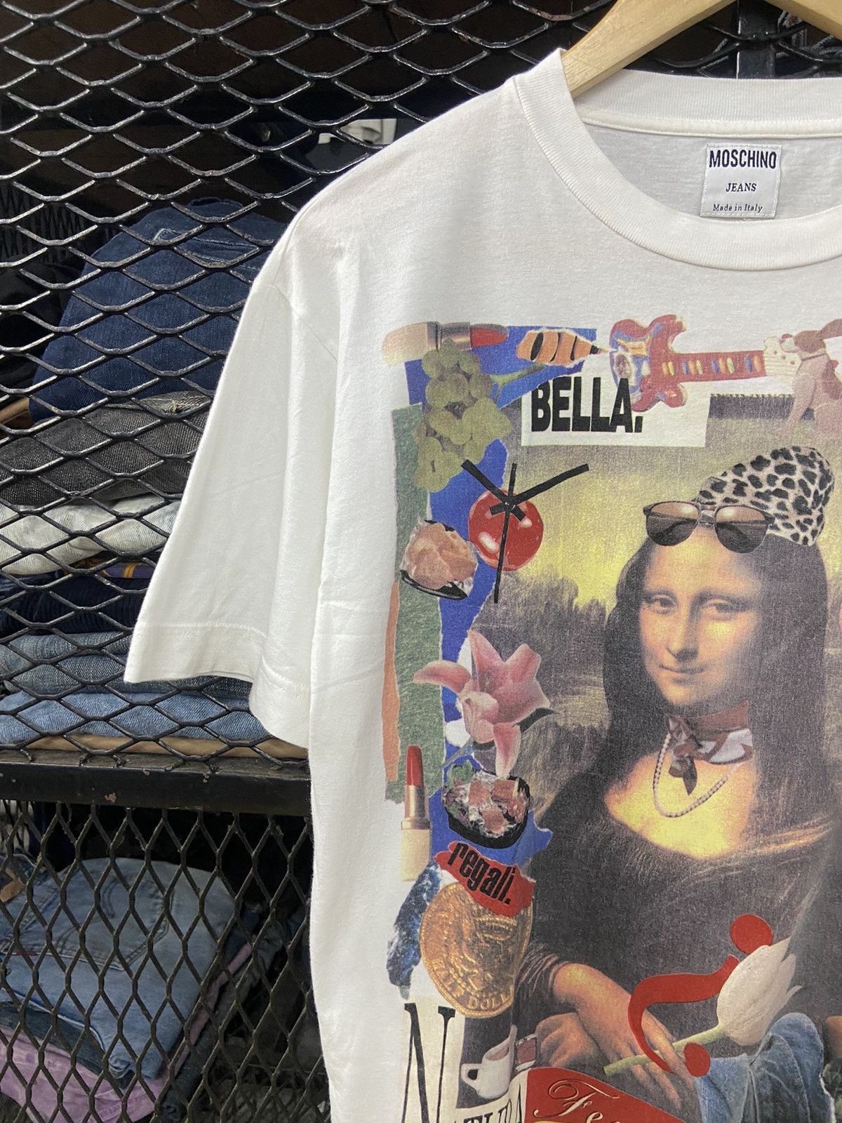 Moschino × Other MOSCHINO PHOTOPRINT HIPPIE GRAPHIC RARE TEE Size US M / EU 48-50 / 2 - 2 Thumbnail