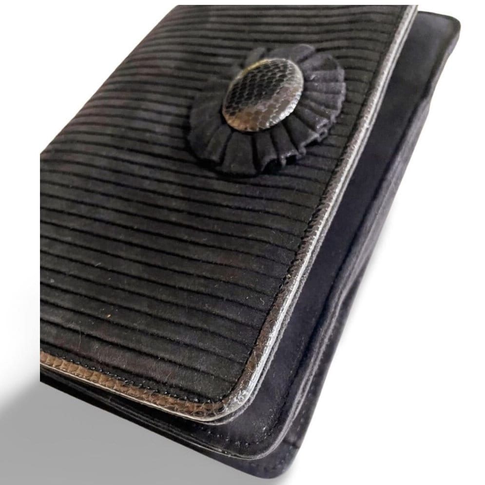 Bottega Veneta Vintage Bottega Venetia black suede clutch bag with bow Size ONE SIZE - 5 Thumbnail