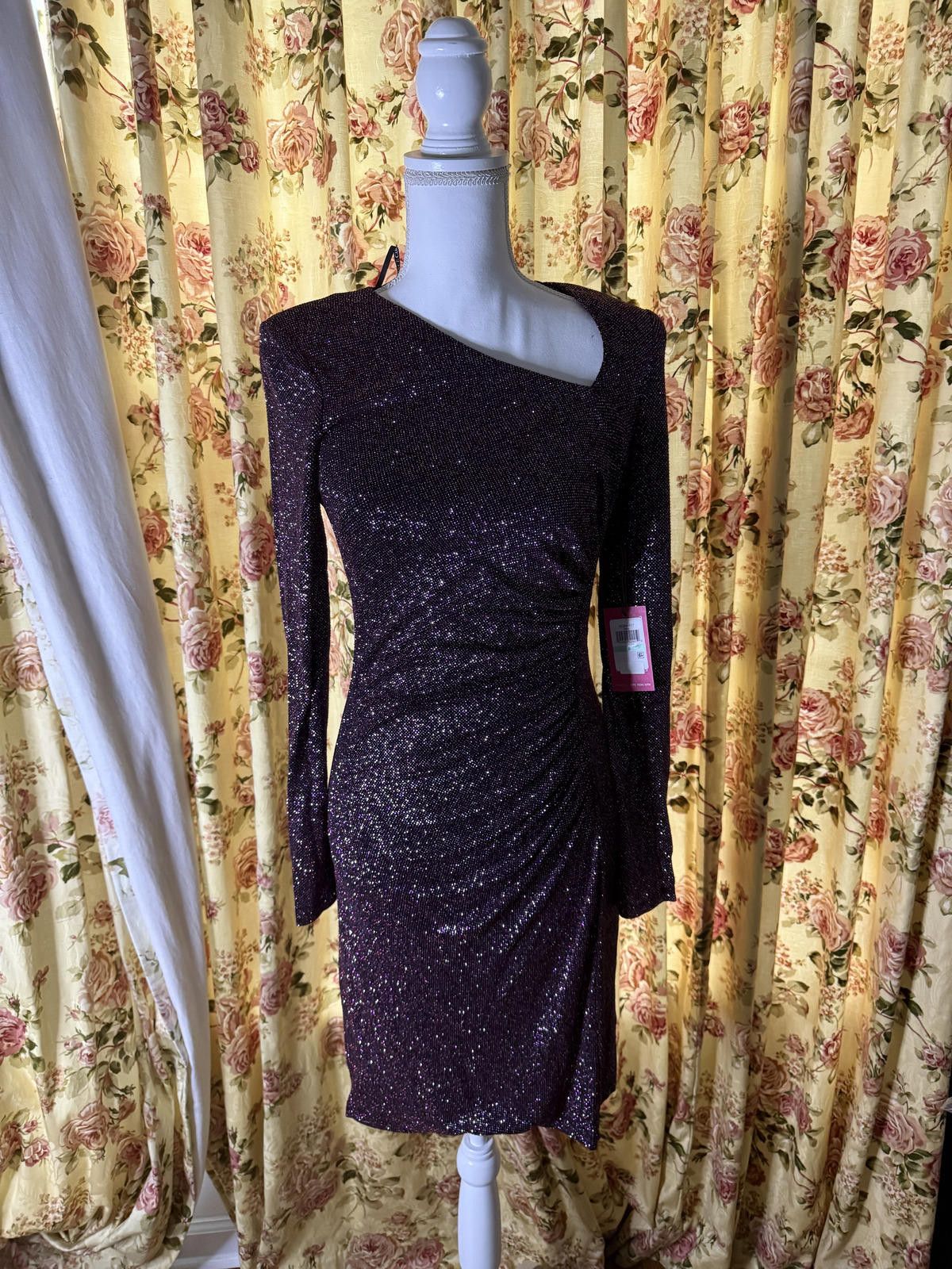 Vince Camuto Vince Camuto Size 8 Sparkly PurpleBurgundy Long Sleeve Dress Size M / US 6-8 / IT 42-44 - 1 Thumbnail