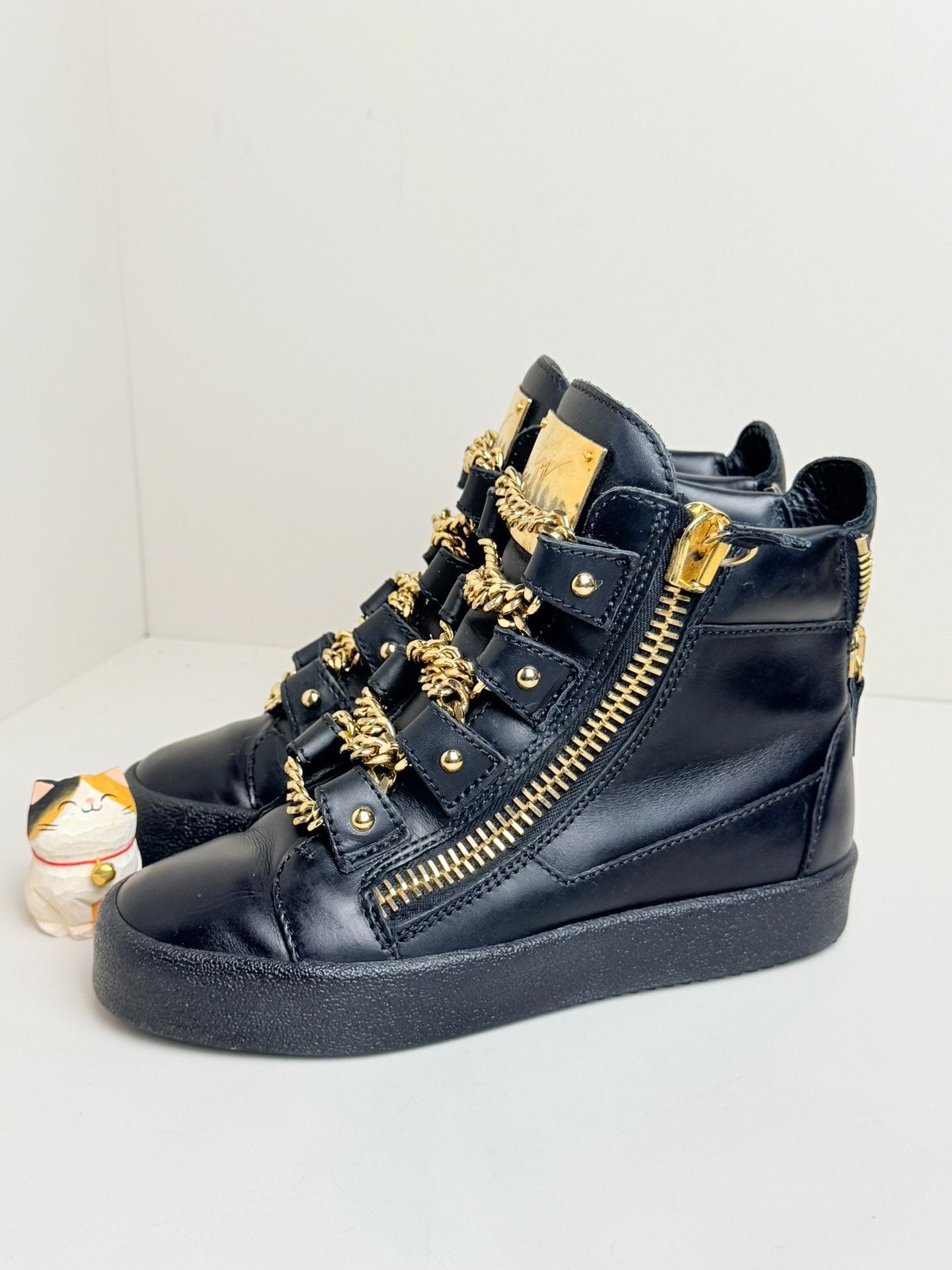 Giuseppe Zanotti Giuseppe Zanotti Black Hitop Sneakers us_5 Women Size US 5 / IT 35 - 1 Thumbnail