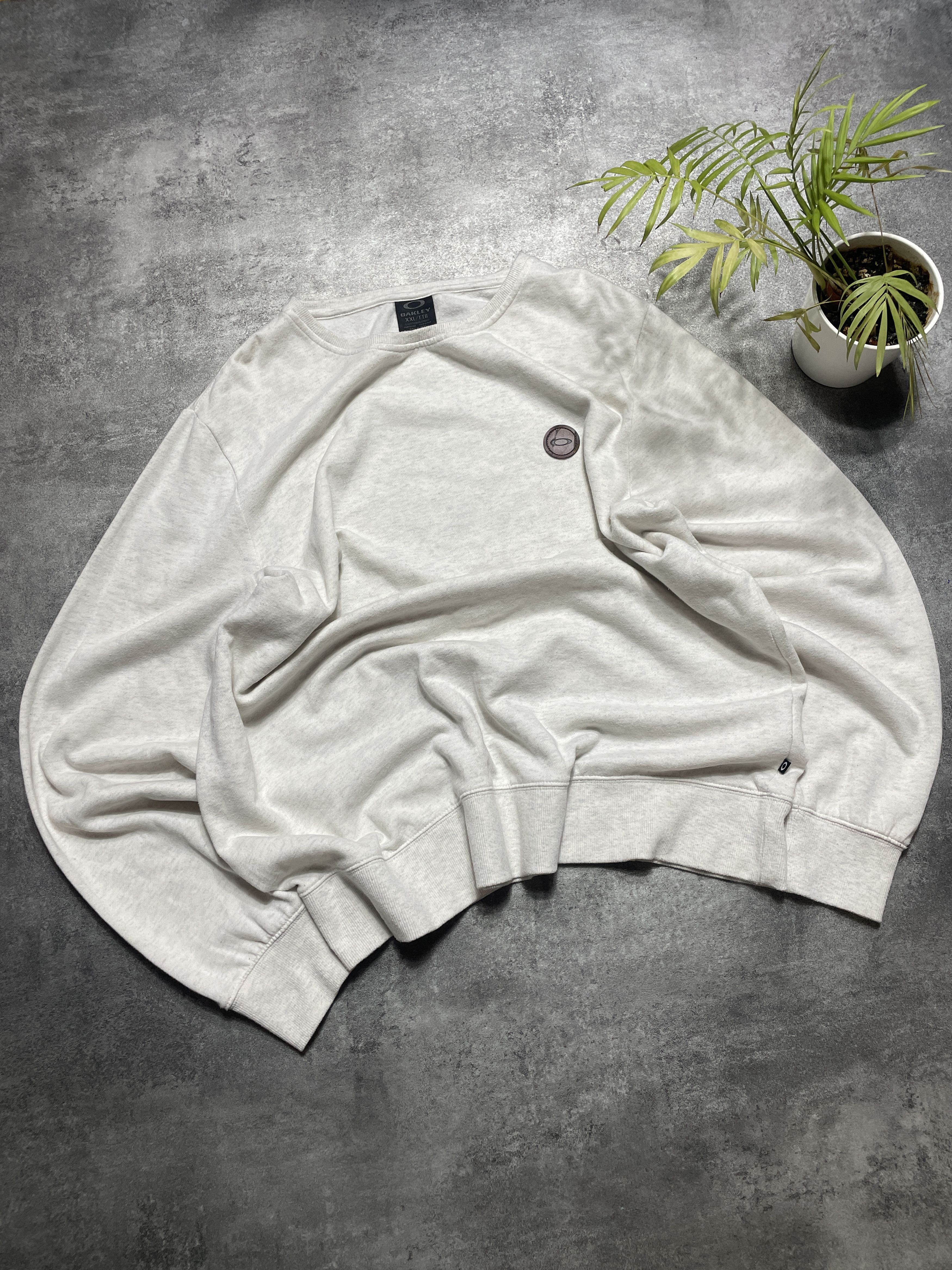 Oakley ❗️RARE❗️Oakley Vintage Y2K Boxy Fit Sweatshirt Crewneck Cozy Size US XXL / EU 58 / 5 - 1 Thumbnail