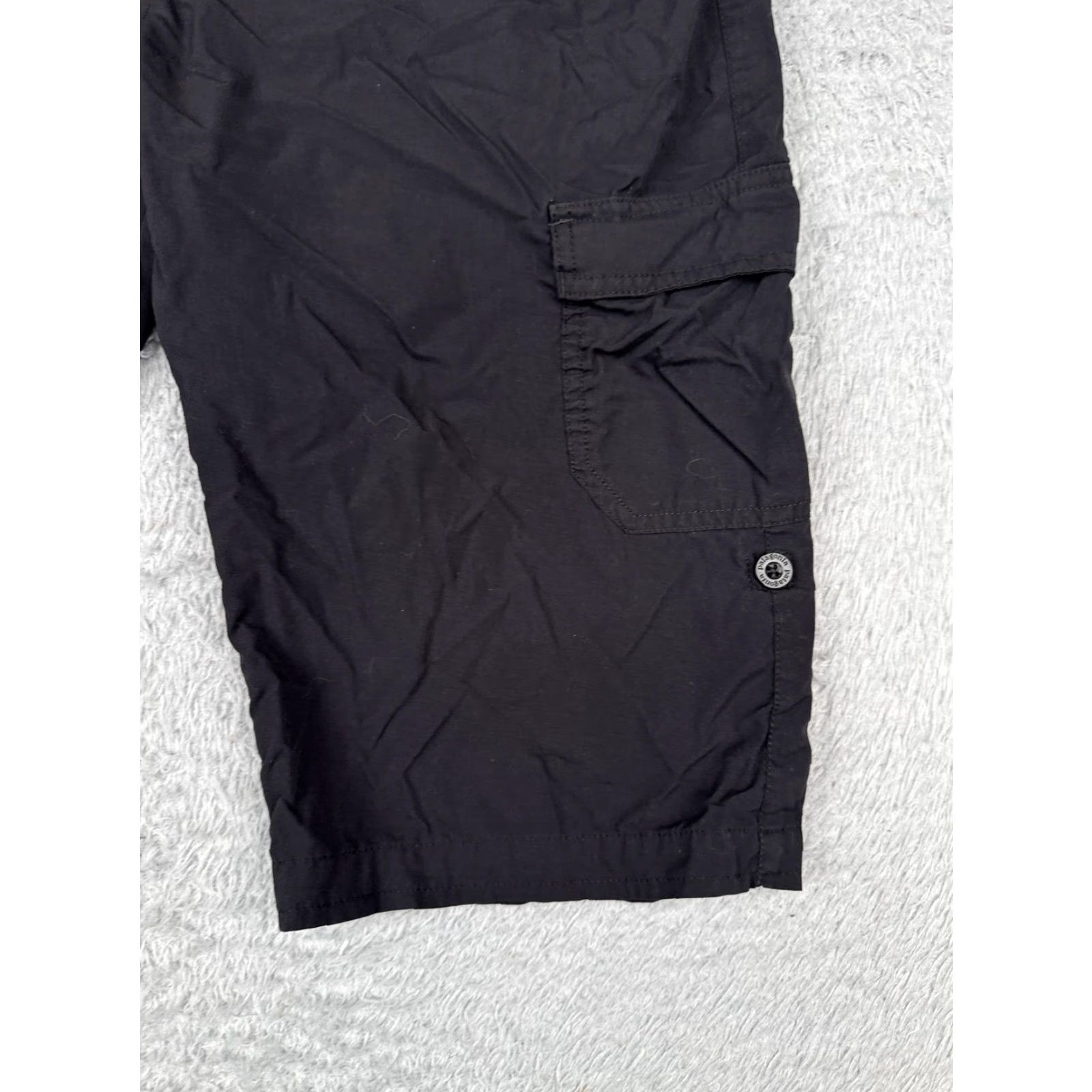 Patagonia Patagonia Cargo Shorts Womens 8 Black Nylon Microfiber Hiking Outdoor Casual Size 30" / US 8 / IT 44 - 2 Thumbnail