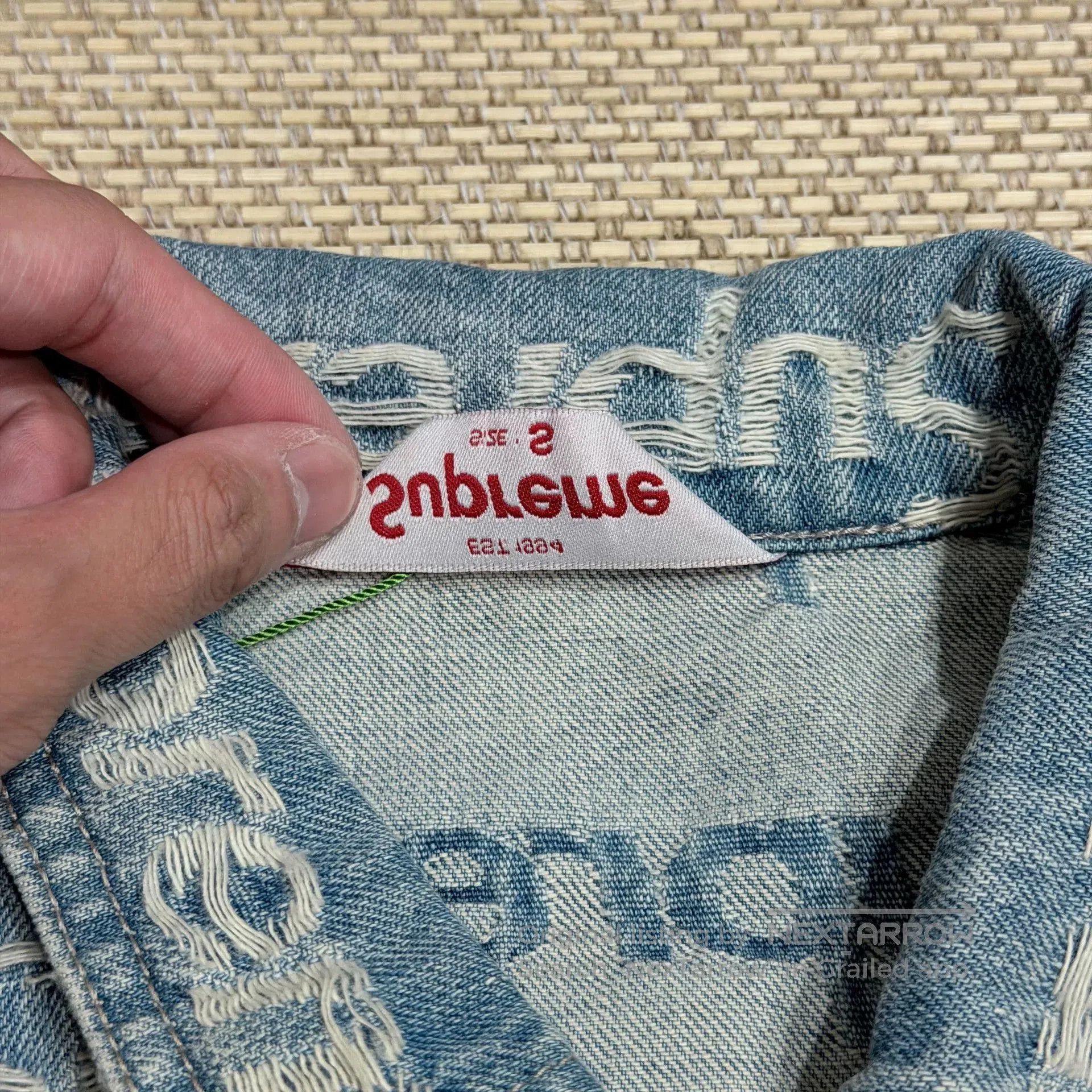 Supreme Supreme Frayed Logo Denim Trucker Jacket. Size US S / EU 44-46 / 1 - 5 Thumbnail
