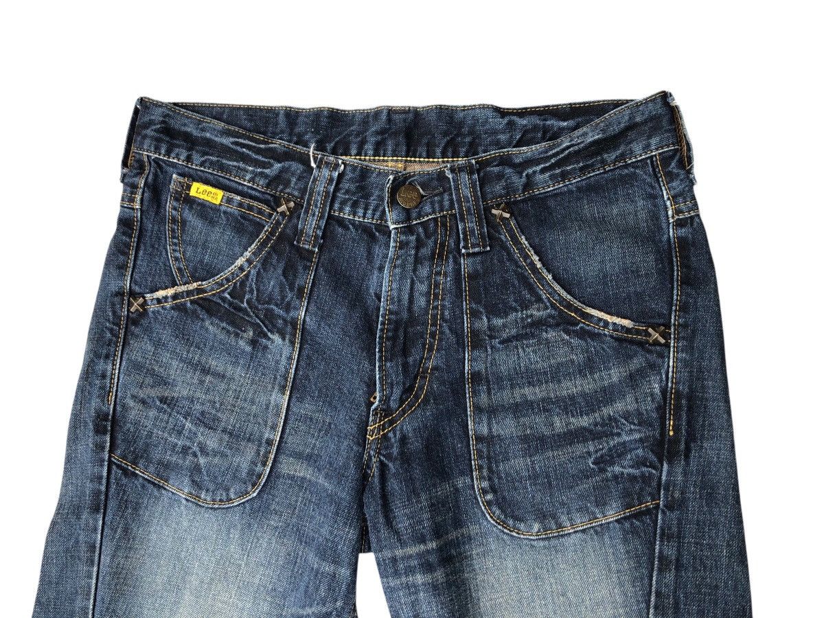 Lee × Vintage 🔥Hard to find 🔥Vintage Lee Flare Jeans💥 Size US 30 / EU 46 - 6 Thumbnail