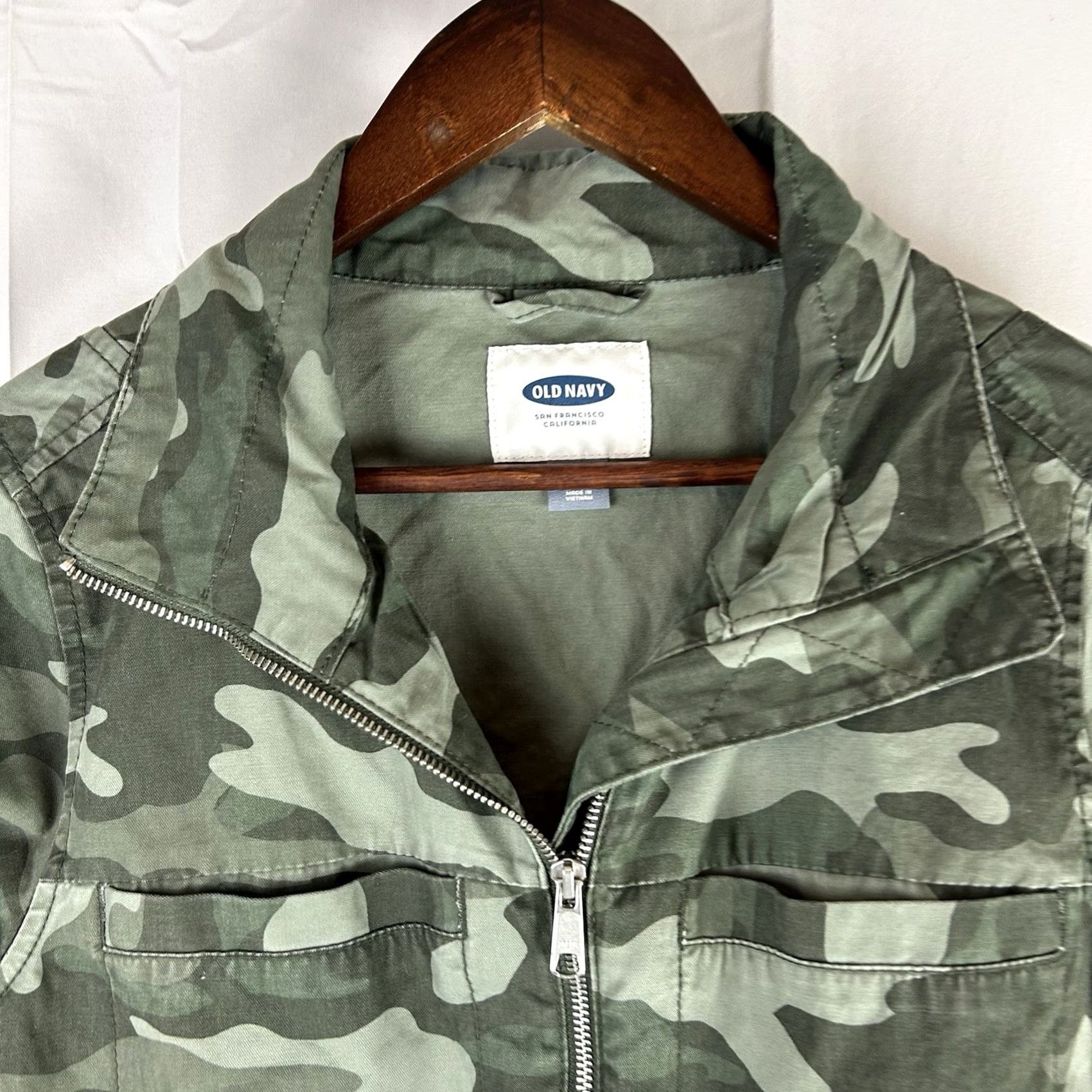 Old Navy Old Navy Camouflage Jacket Womens Size S Military Green Full Zip Camo Army Outdoor Shirt? Size S / US 4 / IT 40 - 2 Thumbnail