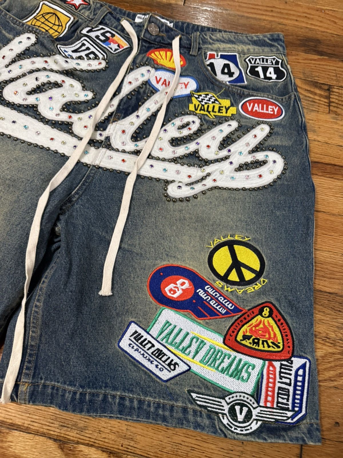Vale Vale Jorts 1980s Skittles Patch Size 32 Size US 32 / EU 48 - 4 Thumbnail