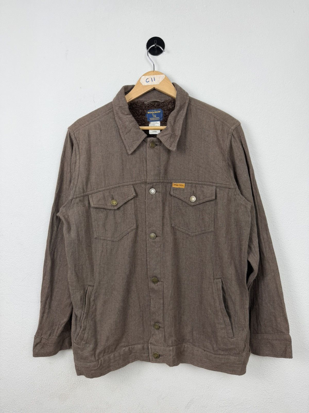 Woolrich Woolen Mills VINTAGE Woolrich Herringbone Sherpa-Lined Trucker Jacket Size US L / EU 52-54 / 3 - 3 Thumbnail