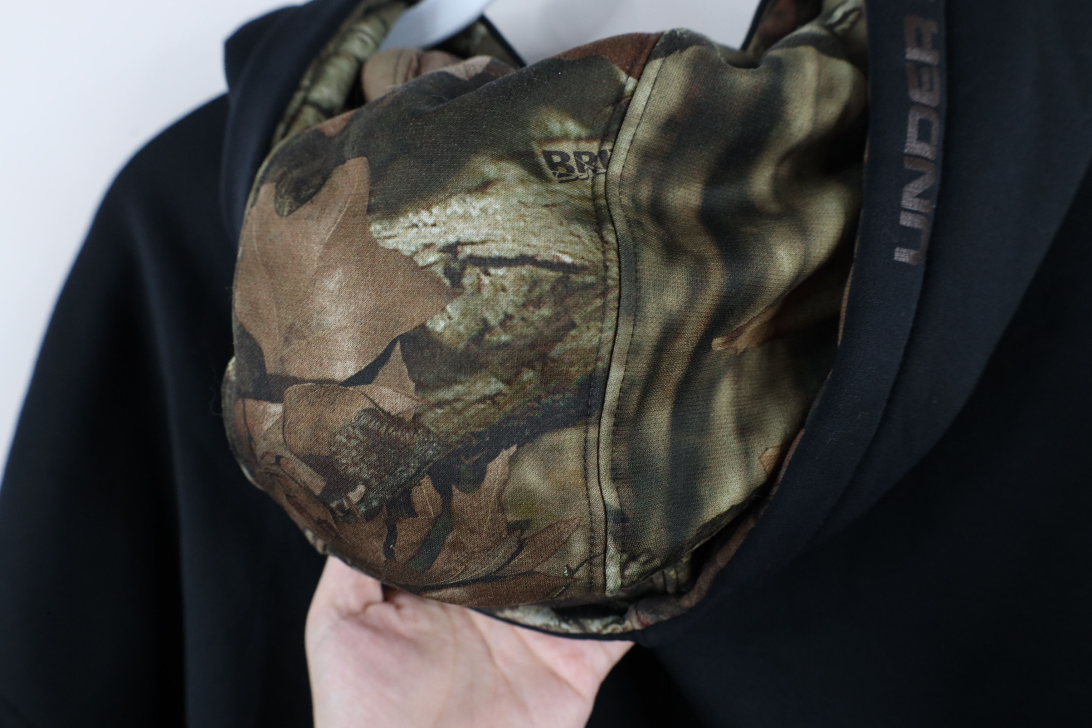 Under Armour × Vintage Under Armour Storm Big Logo Camouflage Hoodie Sweatshirt Size US L / EU 52-54 / 3 - 14 Thumbnail