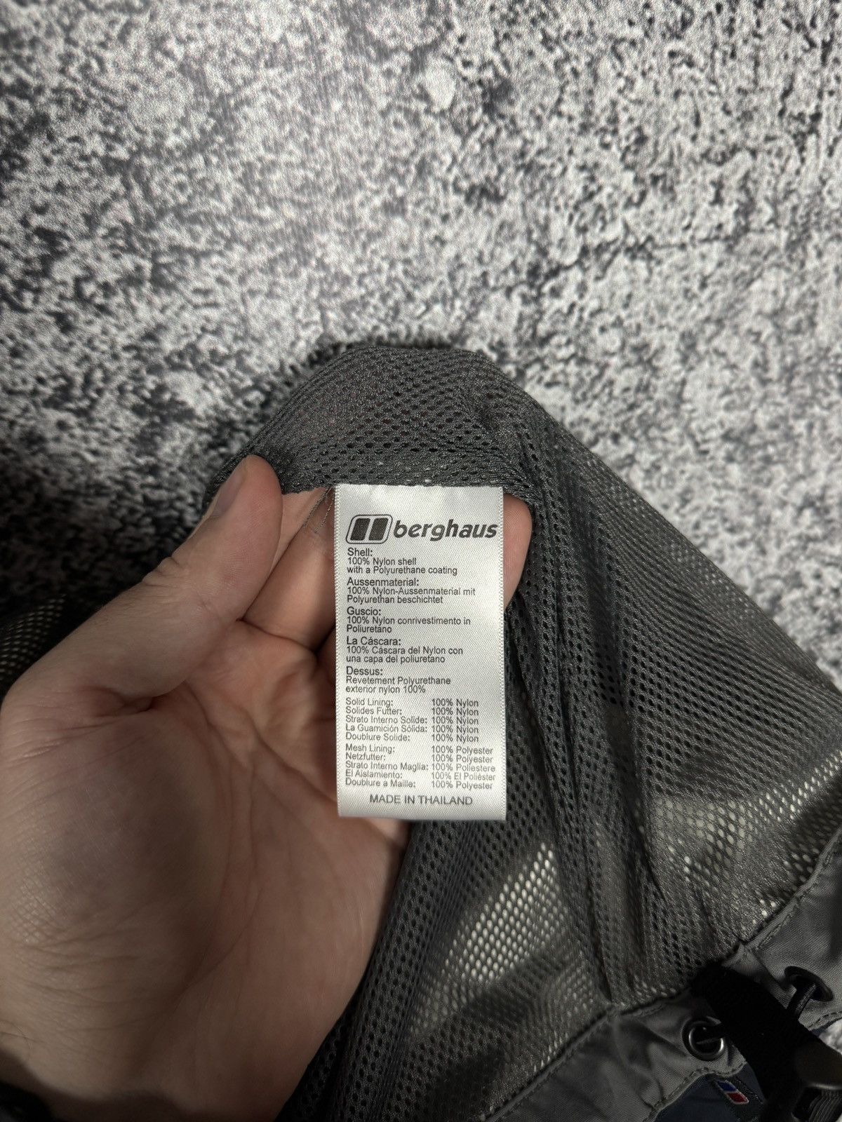 Berghaus Berghaus AQ2 Nylon Jacket Windbreaker 4 Pockets Outdoor XL Size US XL / EU 56 / 4 - 11 Thumbnail