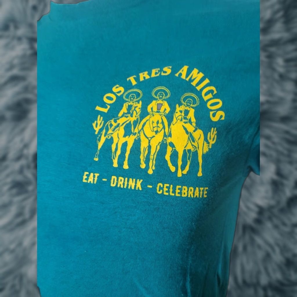Gildan Los Tres Amigos Mexican Restaurant T Shirt Small Chelsea MI Size US S / EU 44-46 / 1 - 1 Thumbnail