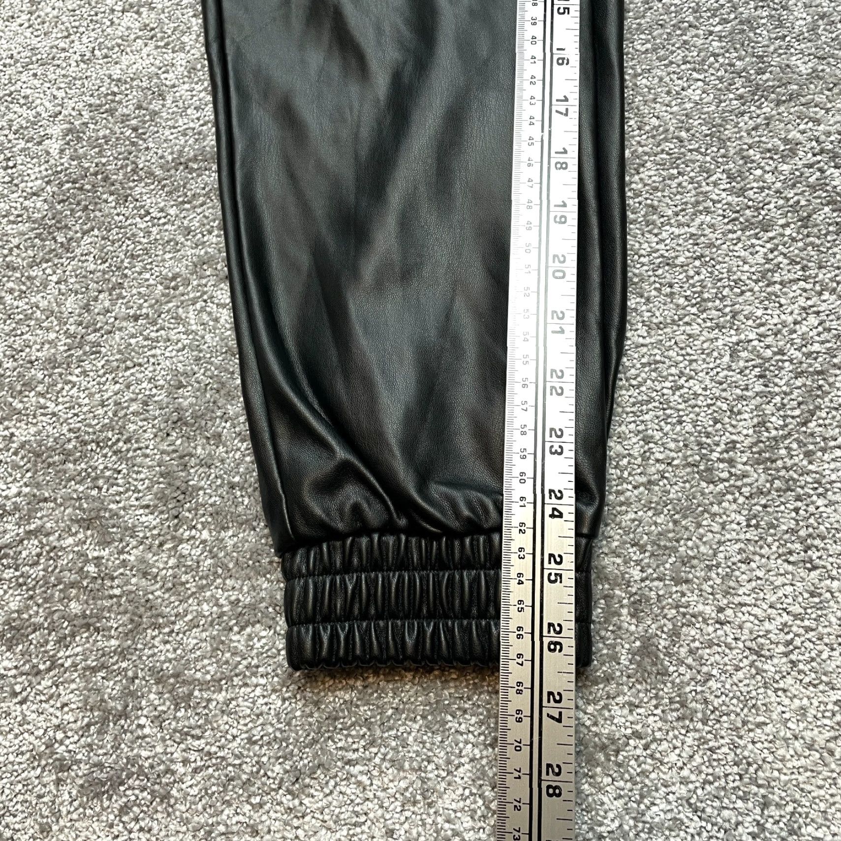 BCBGeneration BCBGGeneration Jogger Pants Womens XS Black Faux Leather Stretch Taper 24x26 Size 42" / US 20 - 3 Thumbnail