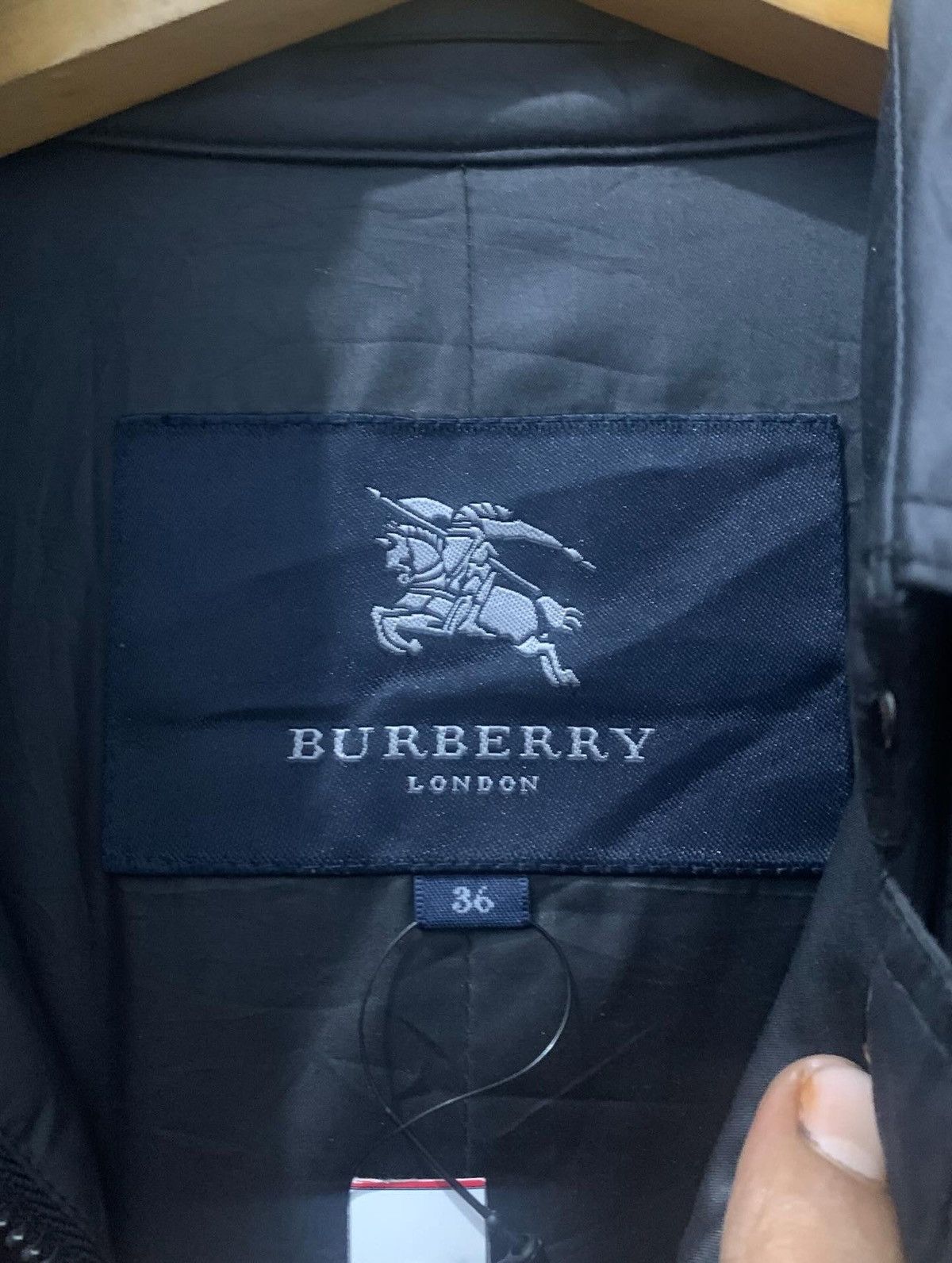 Burberry BURBERRY Puffer jacket with belt Size S / US 4 / IT 40 - 10 Thumbnail