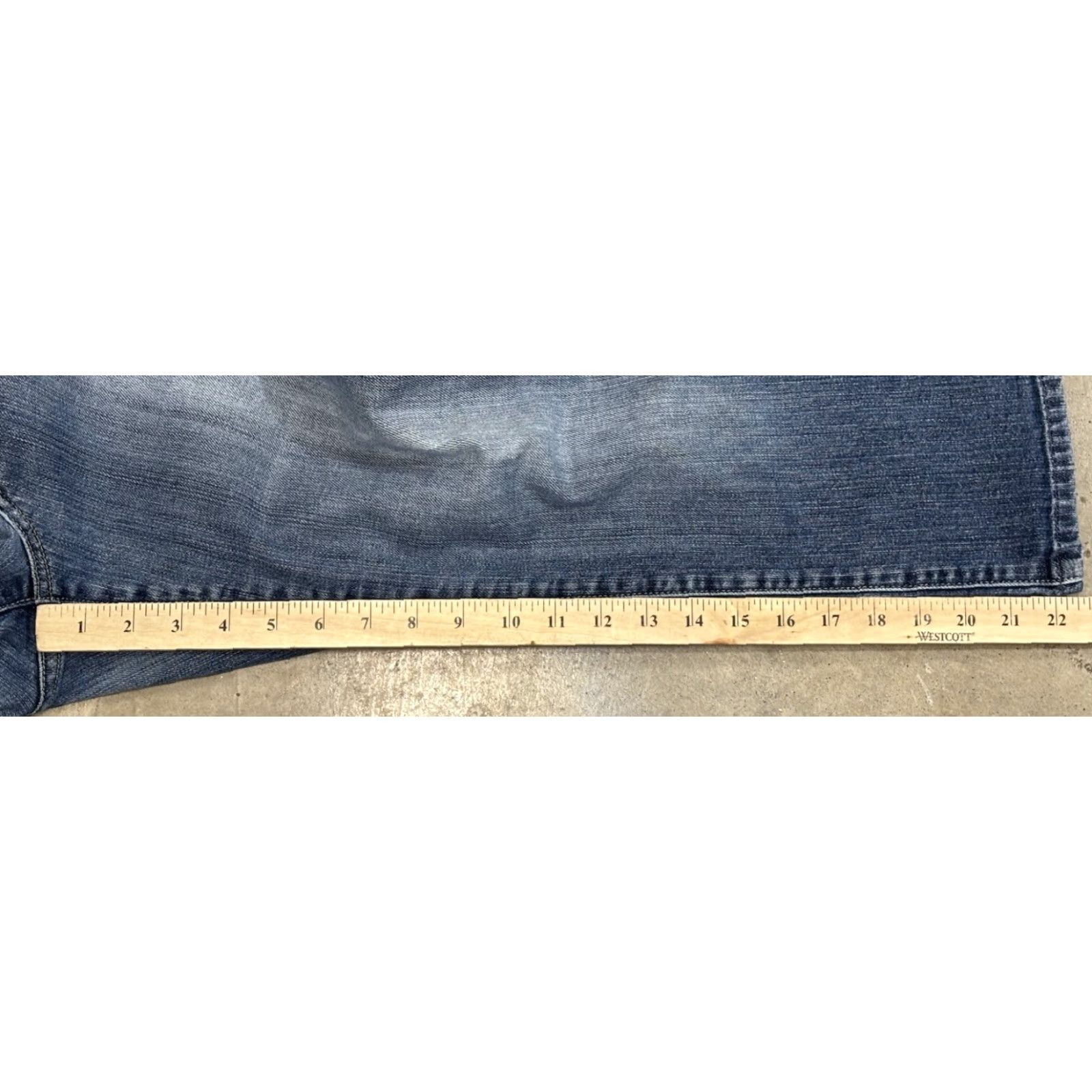 Lucky Brand VINTAGE Lucky Brand Capri Jeans Crop Dungarees Women’s Sz 6 28 Made USA Retro Blue Denim Capri Jeans Womens Size 28" / US 6 / IT 42 - 8 Thumbnail