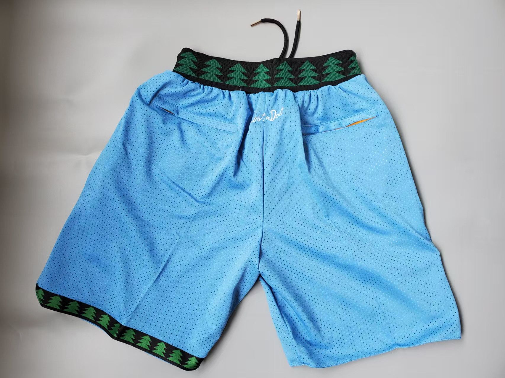 NBA Men's Minnesota Timberwolves Short Vintage With Pocket XL Size US 36 / EU 52 - 4 Thumbnail