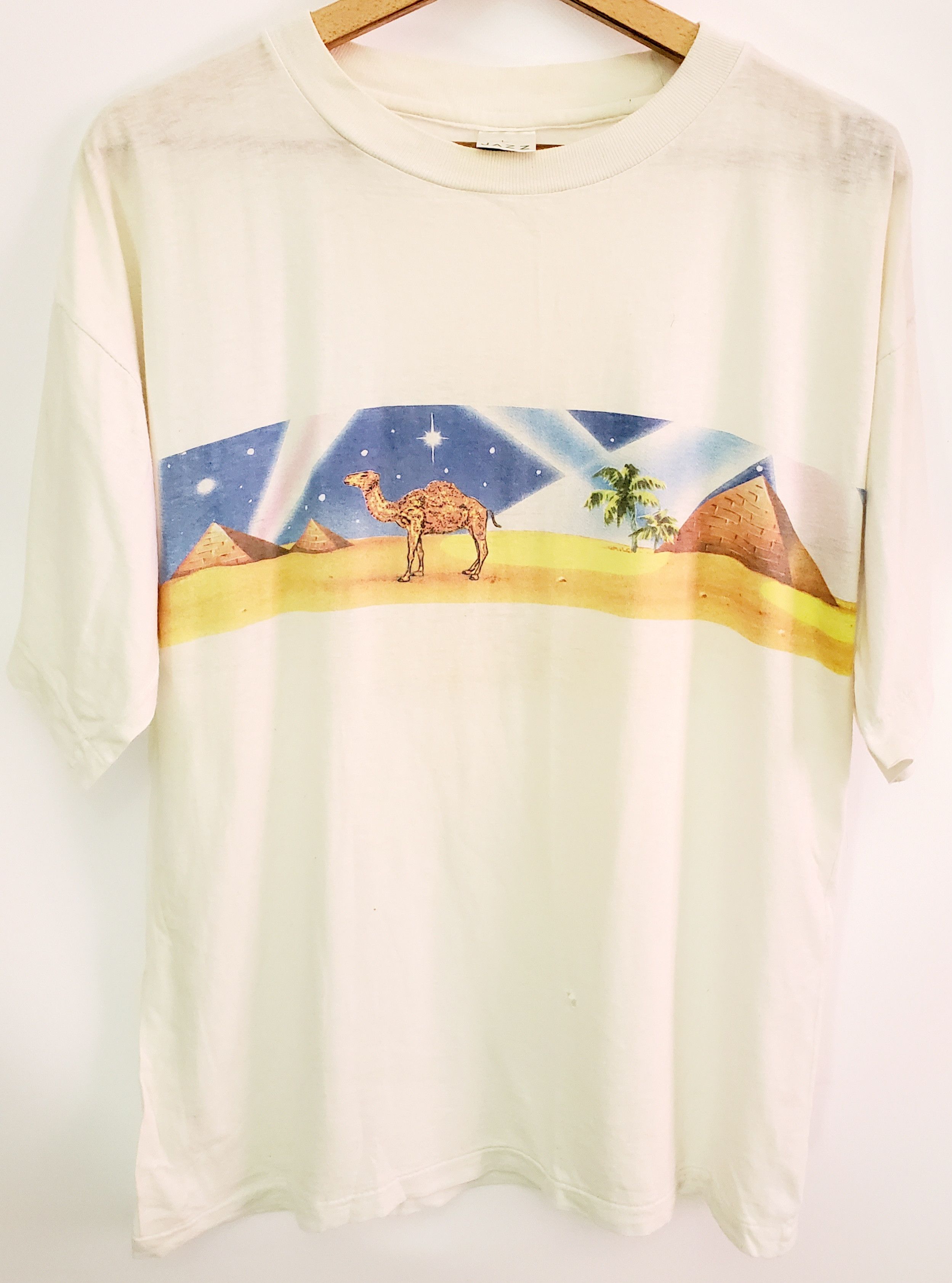 Camel × Vintage Vintage 90s Camel Follow me Tshirt size L Size US L / EU 52-54 / 3 - 2 Thumbnail