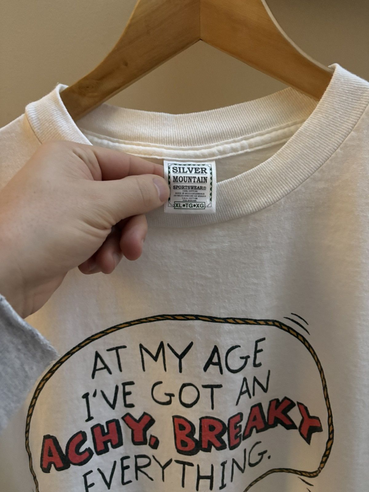 Vintage At My Age I’ve Got An Achy Breaky Everything VTG 90s t-shirt Size US XL / EU 56 / 4 - 2 Thumbnail