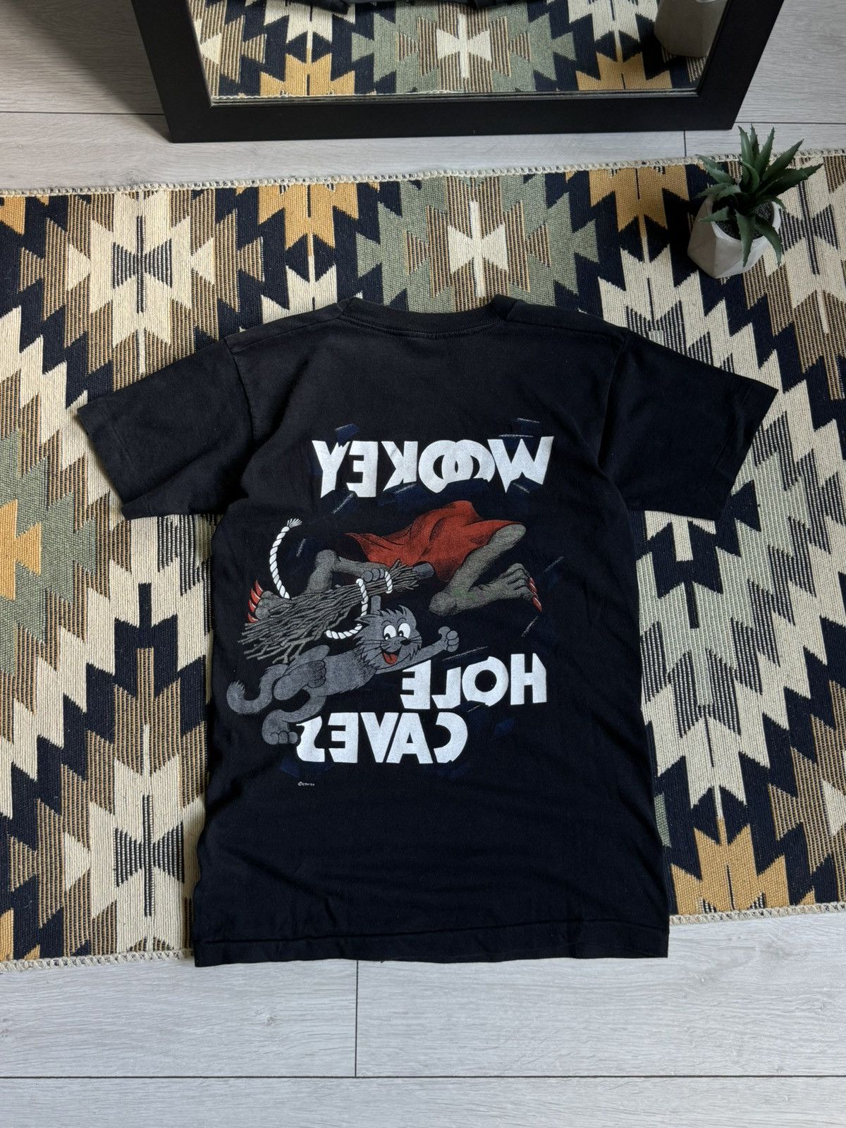 Vintage Vintage 94’ “Wookey Hole Caves” USA T-shirt Size US S / EU 44-46 / 1 - 2 Thumbnail