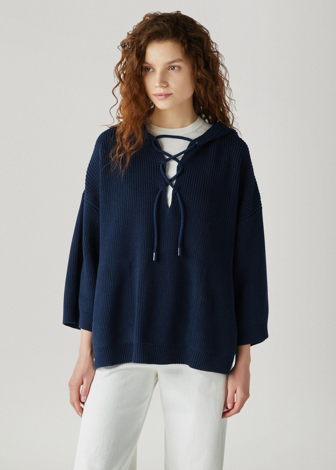 Loro Piana o1srvl11e0825 FAM7803 Hooded Tunic Sweater in Navy Blue Size L / US 10 / IT 46 - 4 Thumbnail