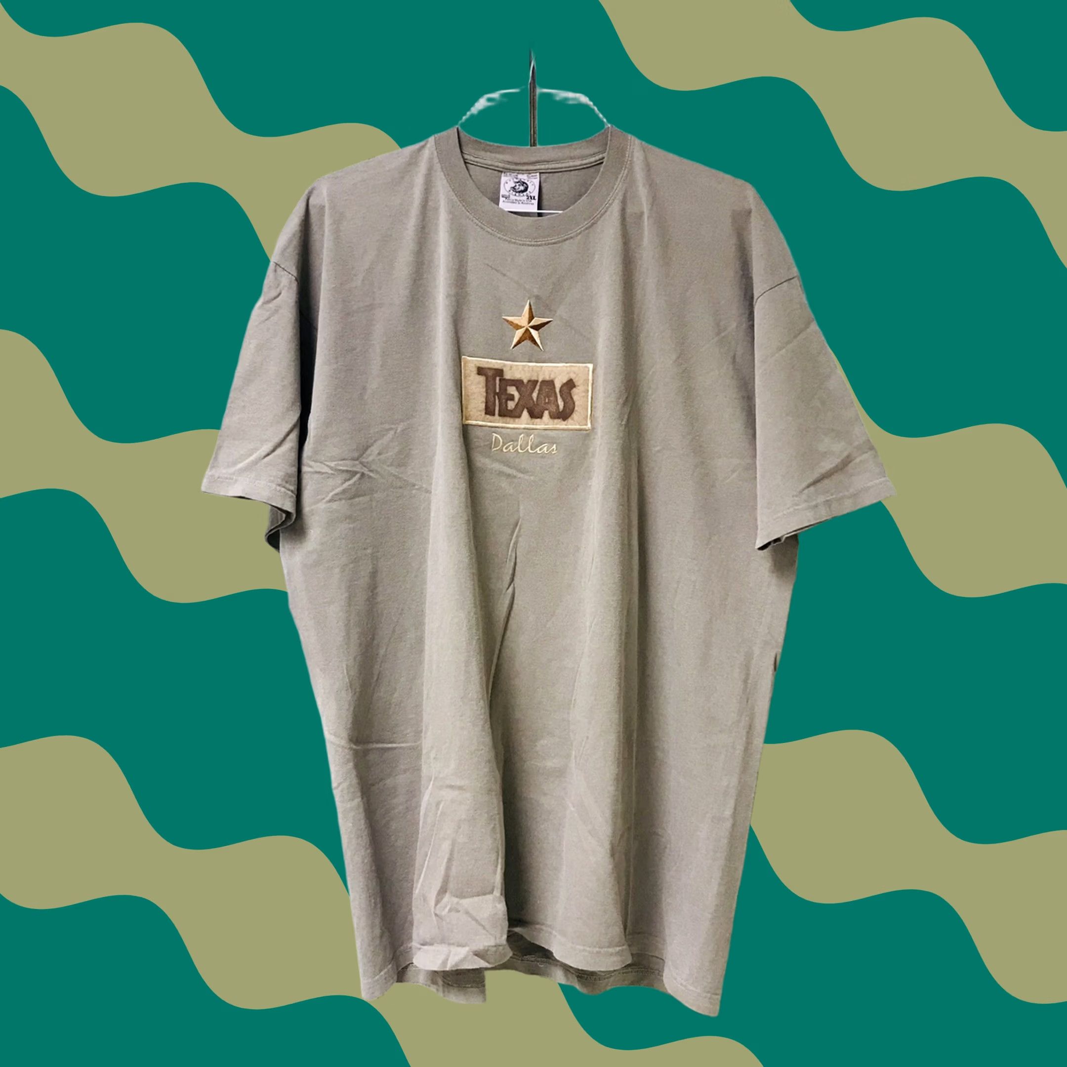 Anvil VINTAGE Anvil Men T-Shirt Cowboys Western 2XL Tan Lone Star Dallas Texas Embroidered Burn Rusted Patch Logo Short Sleeve Crew Neck USA Made Mens Size US XXL / EU 58 / 5 - 1 Thumbnail