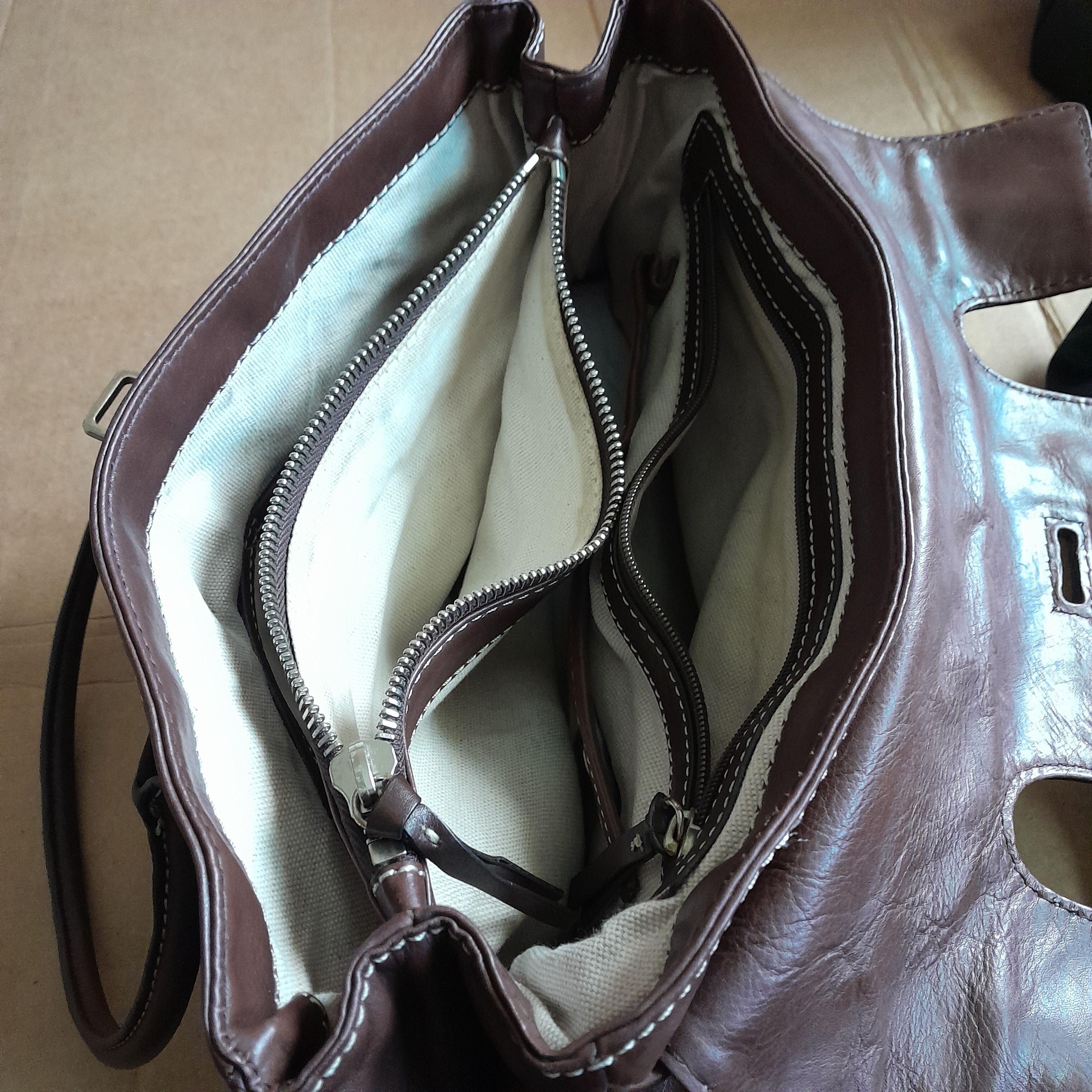 Michael Kors Michael Kors Brown Patent Leather Shoulder Bag Size ONE SIZE - 9 Thumbnail