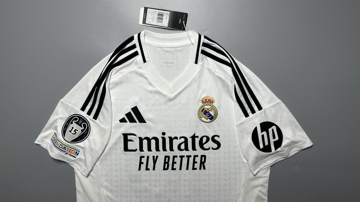 Adidas REAL MADRID ADIDAS 2024/2025 FOOTBALL HOME JERSEY #10 MODRIC Size US M / EU 48-50 / 2 - 3 Thumbnail