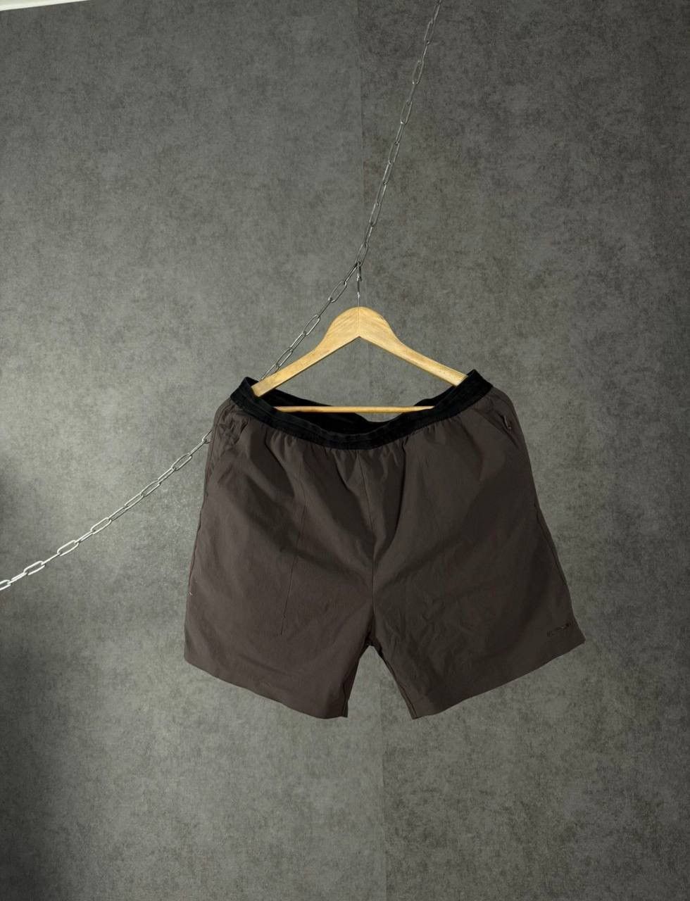 Represent Clo. Represent sportswear designer shorts Size US 34 / EU 50 - 1 Thumbnail