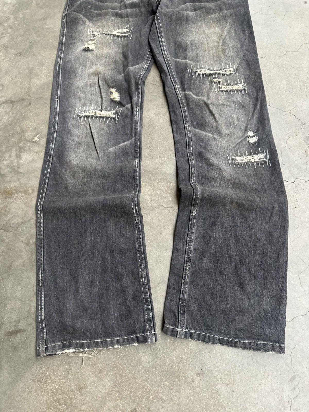 Designer Japanese Brand Zero Sail Distressed Claw Mark Flare Denim Size US 28 / EU 44 - 4 Thumbnail