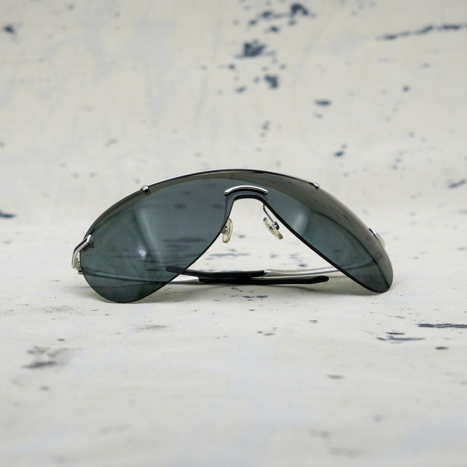 Versace mod 2126 gold medusa logo black shield sunglasses