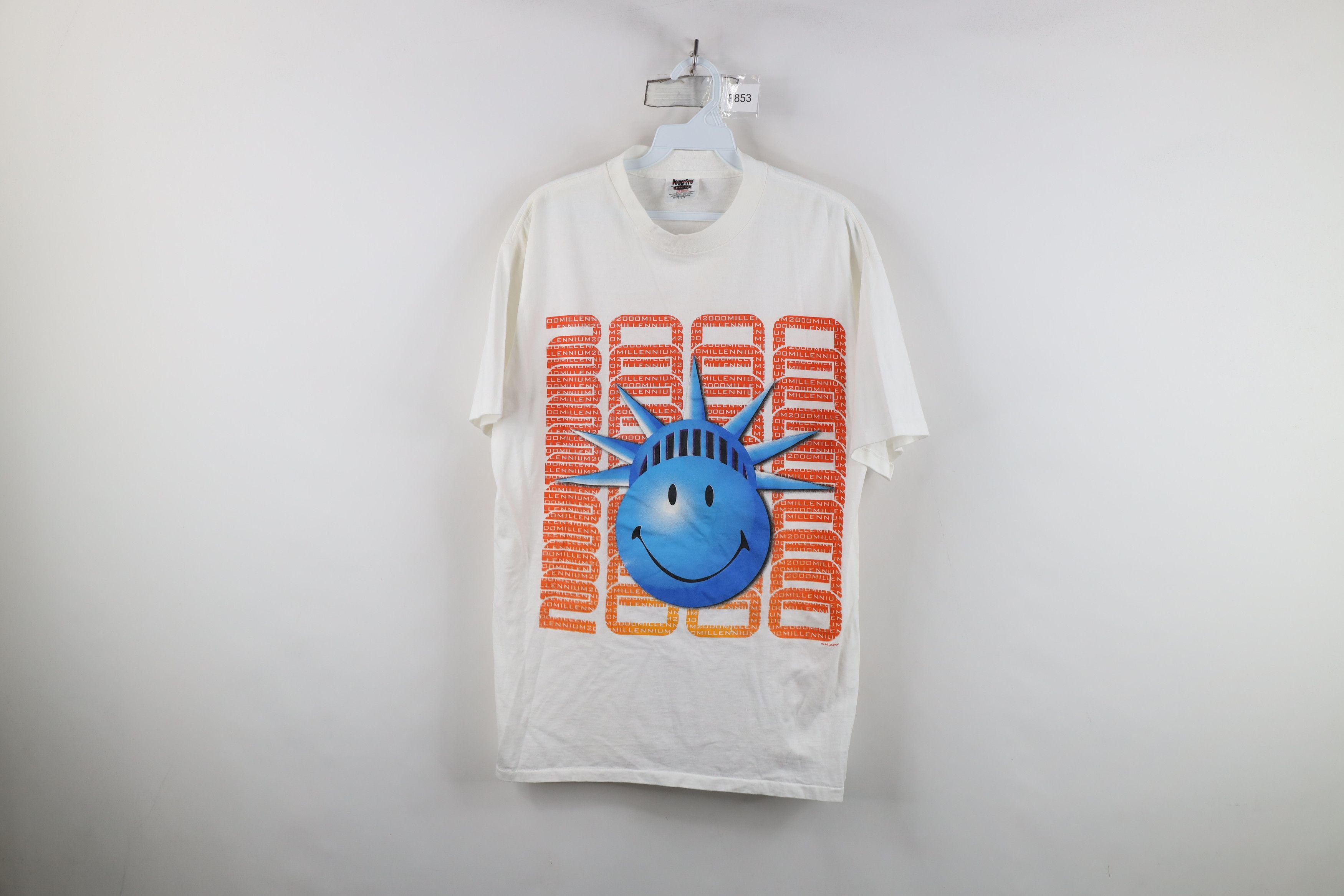 Vintage Vintage Y2K 2000 Millennium Statue of Liberty T-Shirt White Size US L / EU 52-54 / 3 - 1 Thumbnail