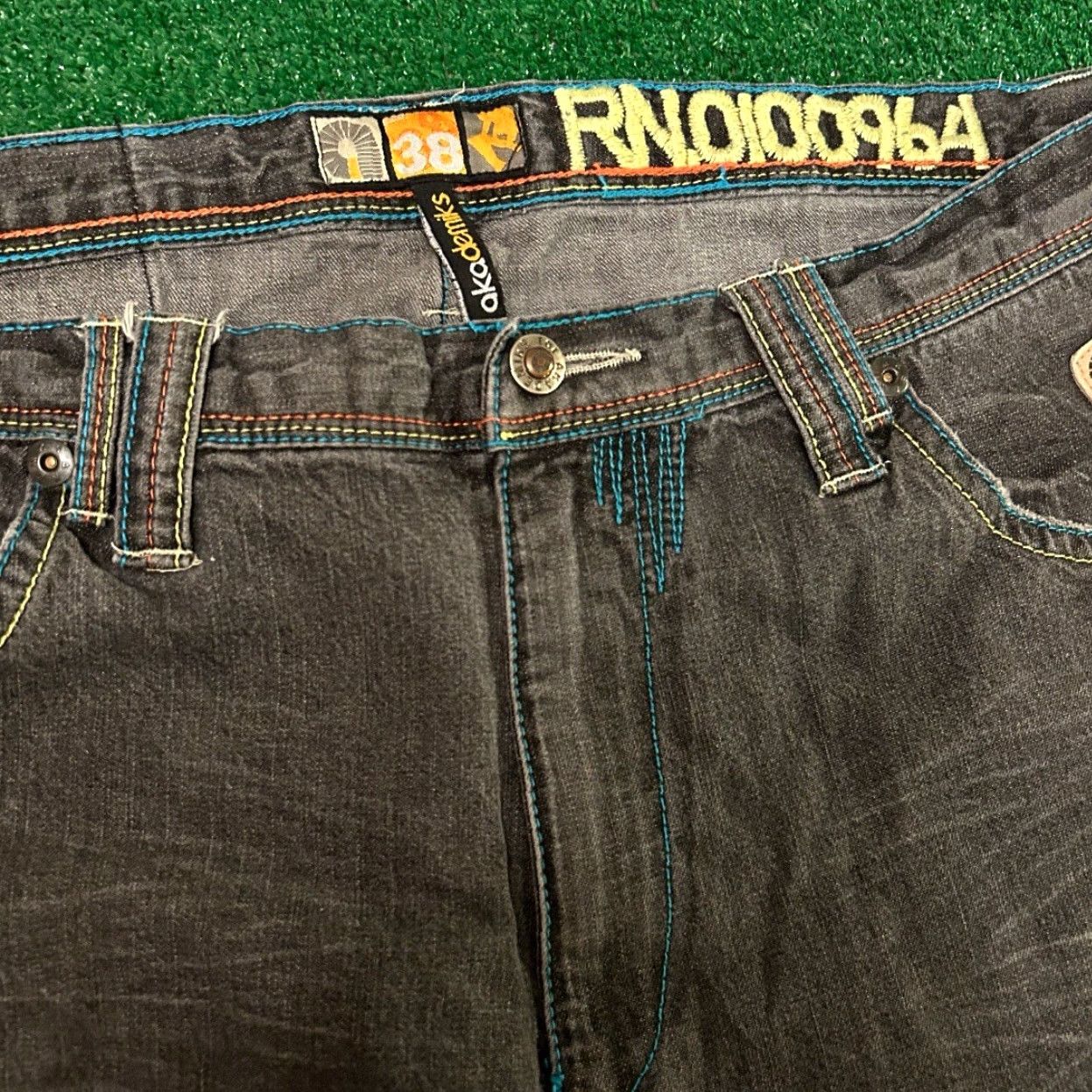 Akademiks VINTAGE Akademiks Jeans Men's 38 Baggy Cut Off Distressed Grunge Skater Y2K Wide-Leg Distressed Jeans Size US 38 / EU 54 - 5 Thumbnail