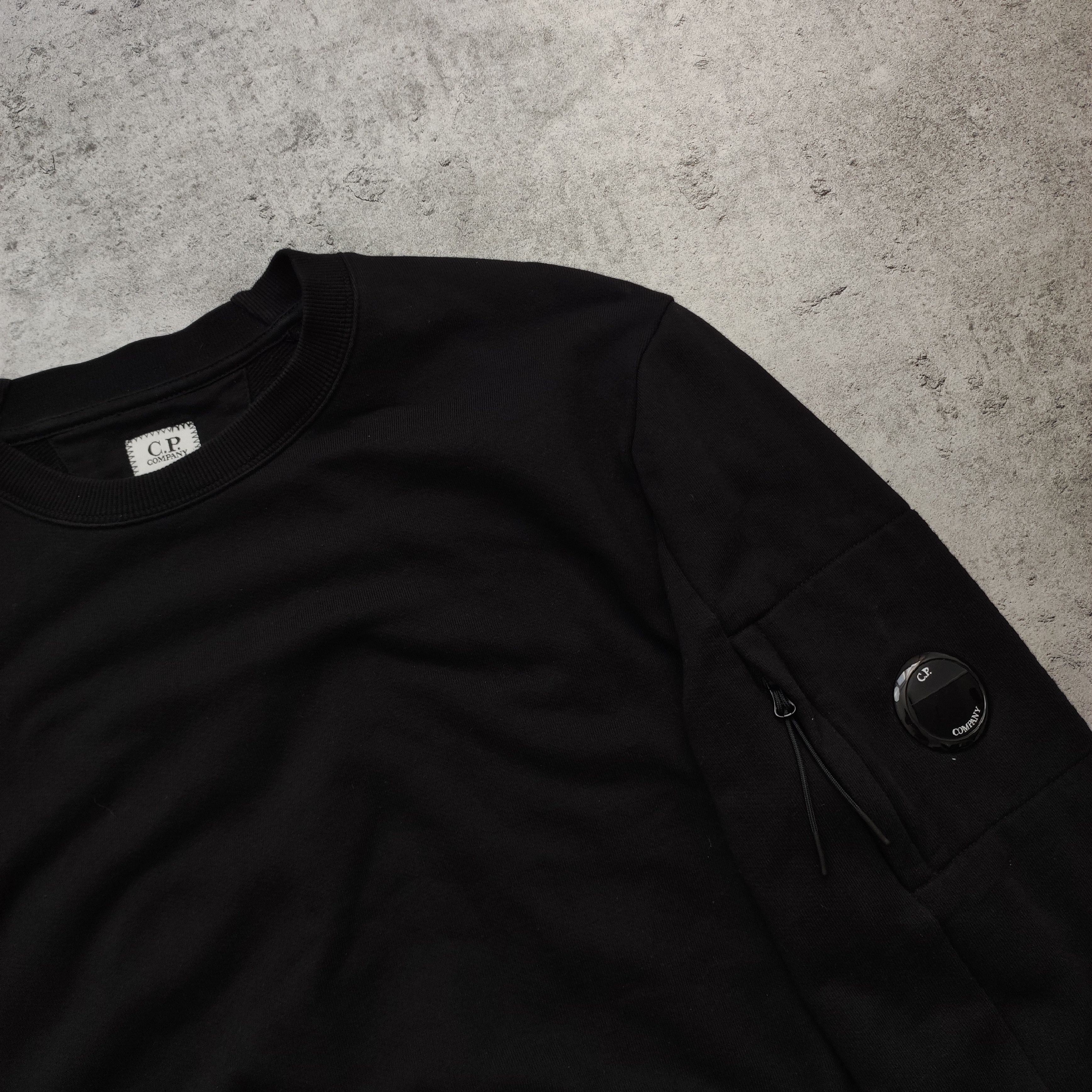 C.P. Company × Massimo Osti × Stone Island C.P Company CP Company Classic Black Sleeve Pocket Crewneck Size US XXL / EU 58 / 5 - 3 Thumbnail