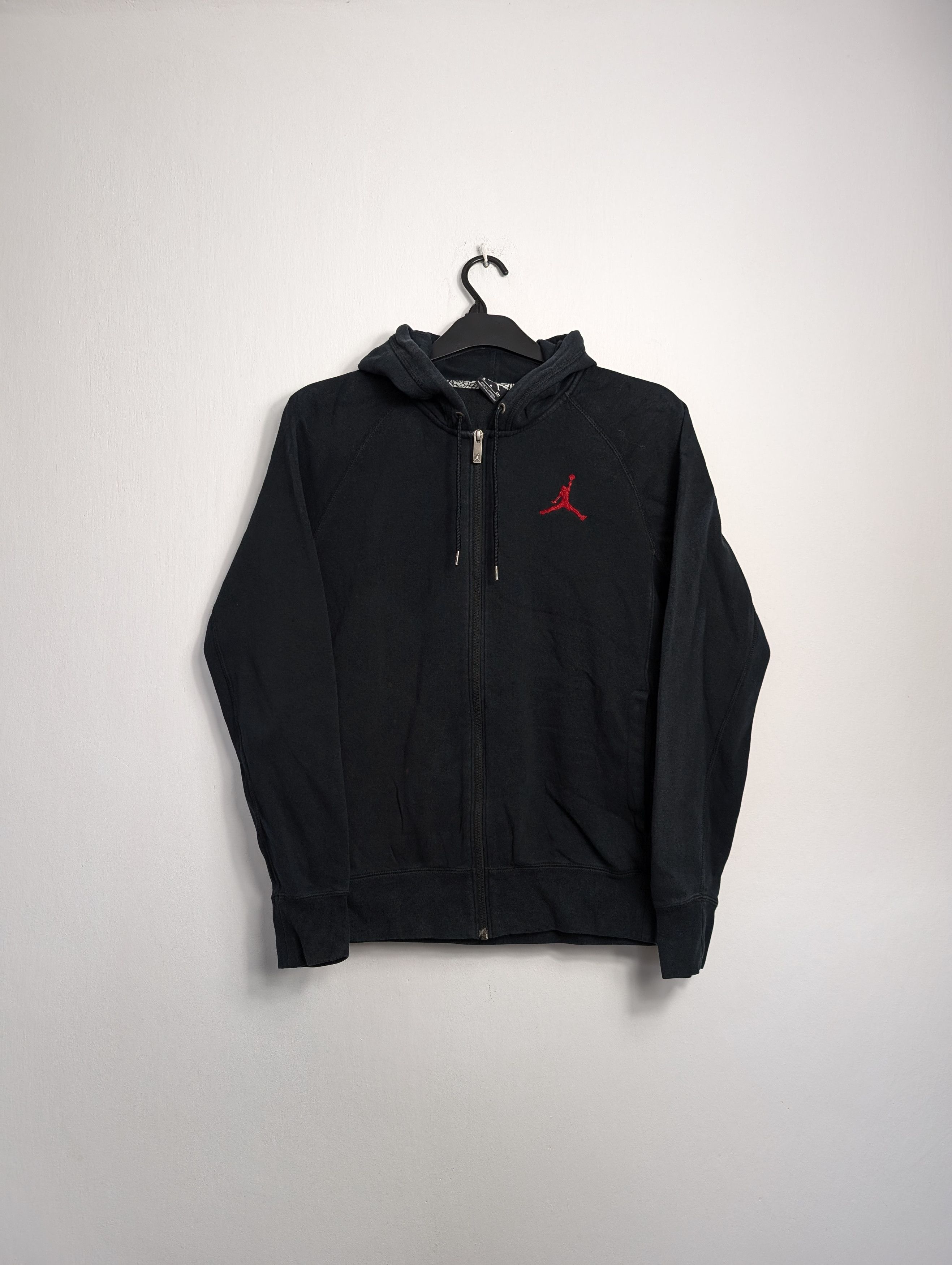 Jordan Brand × Nike Vintage Air Jordan Zip Hoodie Y2K Streetwear Size US S / EU 44-46 / 1 - 1 Thumbnail