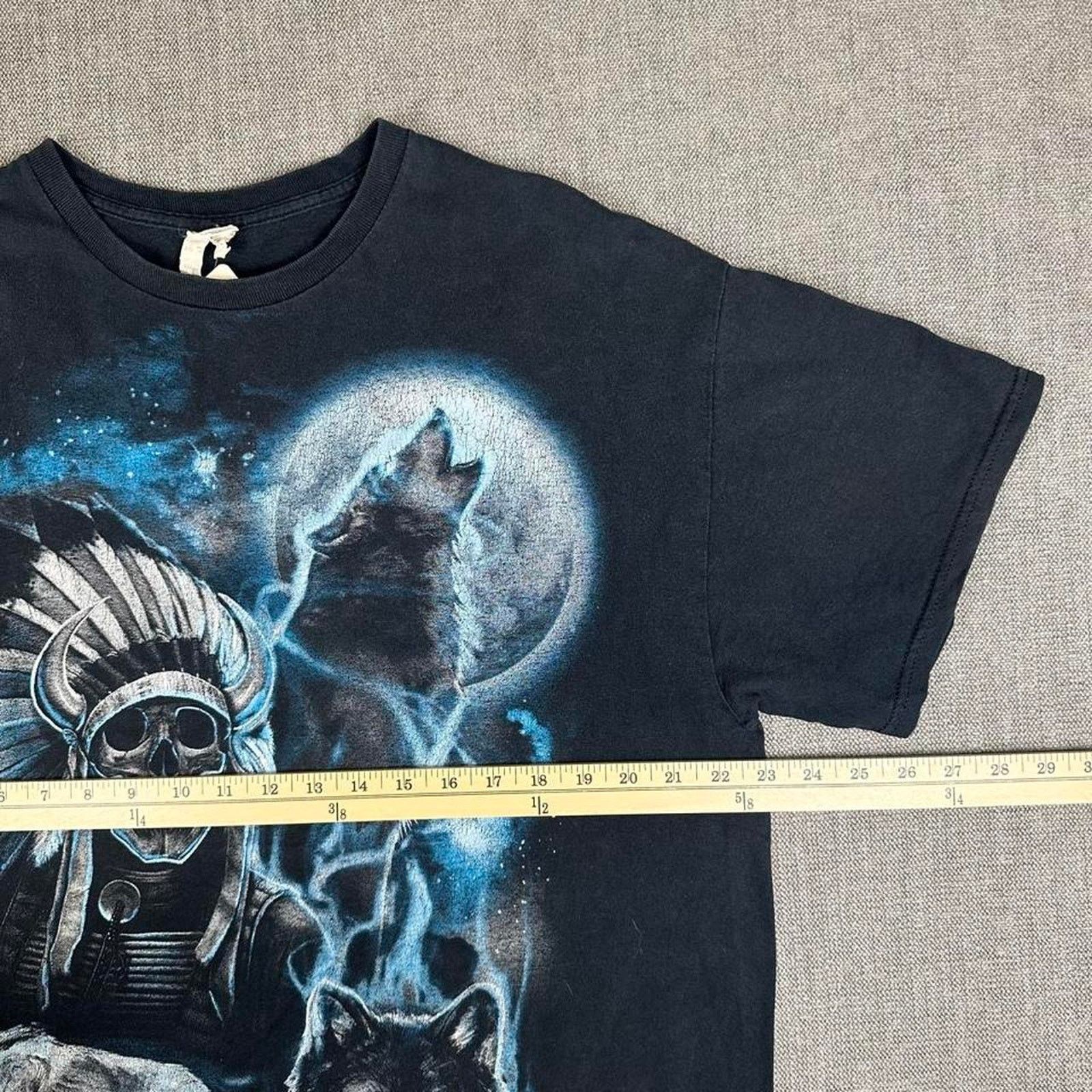 Native Y2K Native American skull and wolves t-shirt Size US XL / EU 56 / 4 - 5 Thumbnail
