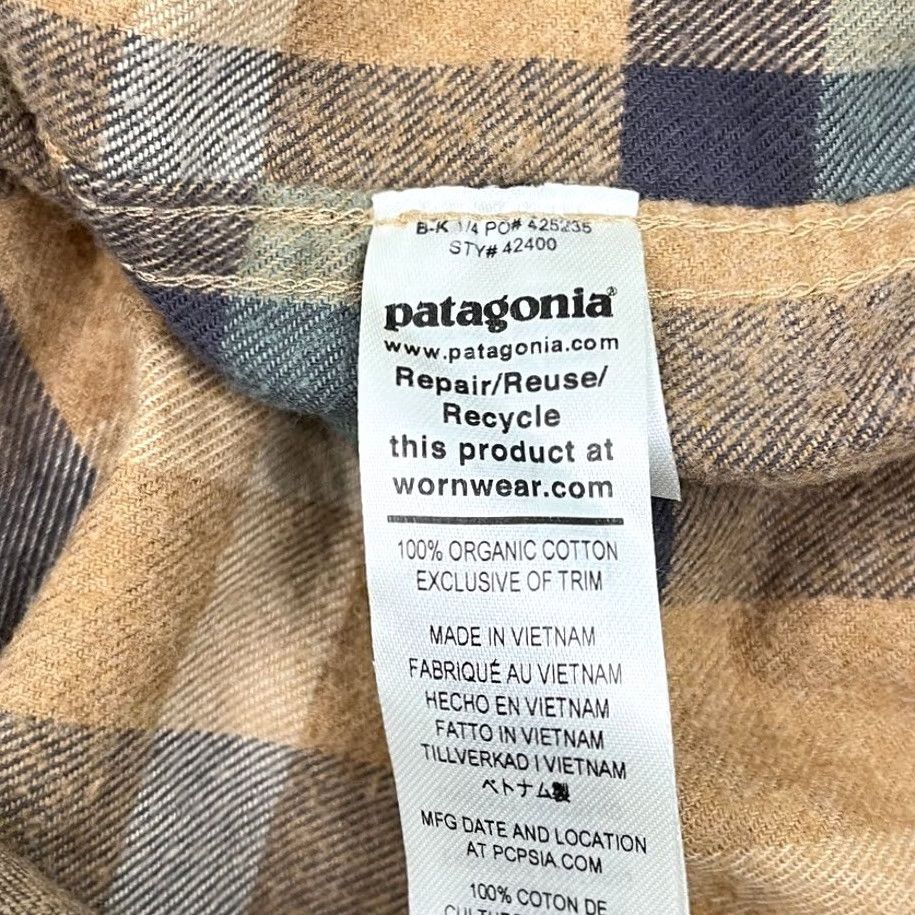 Patagonia Patagonia Fjord Flannel Shirt Mens L Brown Plaid Organic Cotton Button Up Hiking Size US L / EU 52-54 / 3 - 7 Thumbnail