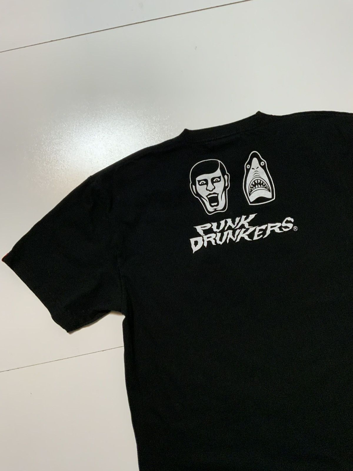 Japanese Brand Punk Drunkers Heroes Munchie Samenchu Shark Japan T-Shirt Size US XL / EU 56 / 4 - 5 Thumbnail