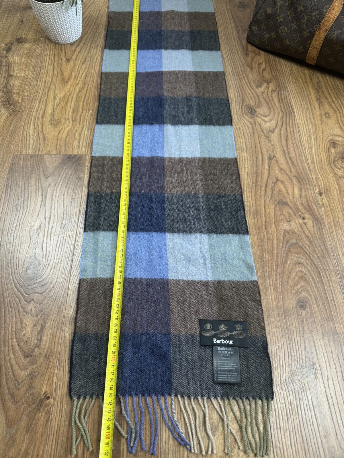 Barbour Vintage wool scarf Barbour England original luxury item Size ONE SIZE - 4 Thumbnail