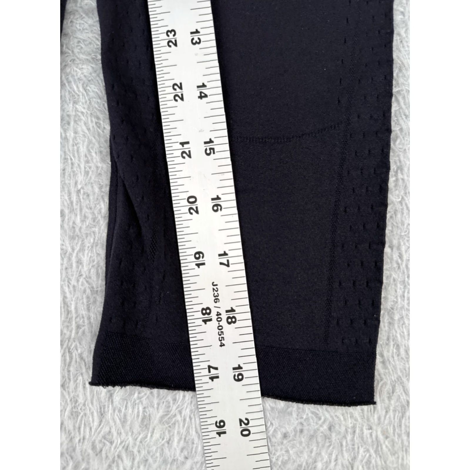 Lululemon Lululemon Leggings Womens 2 Blue Athletica Cropped 20" Inseam Yoga Cross Training Comfort Waist Size 26" / US 2 / IT 38 - 6 Thumbnail