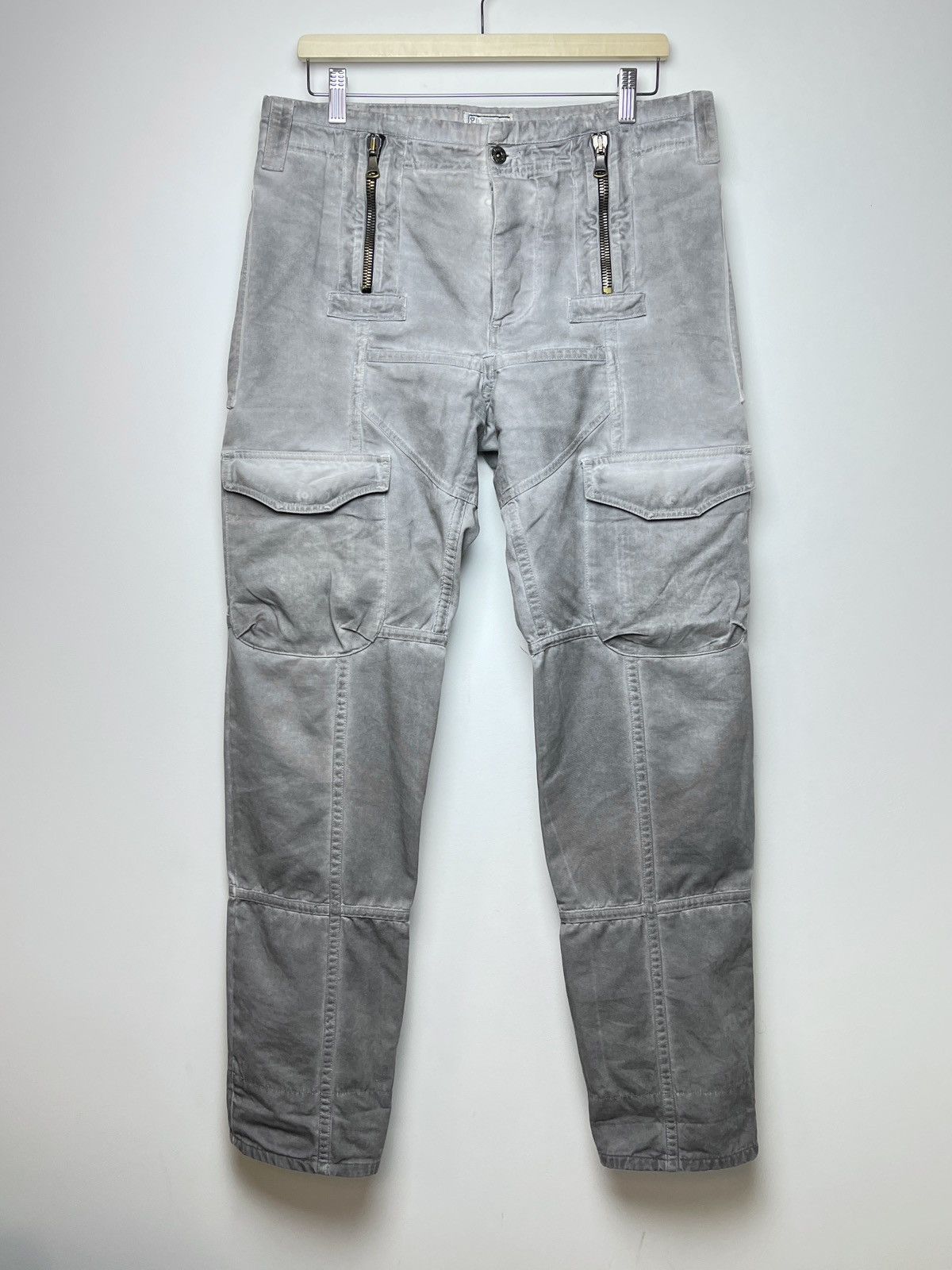 image of Avant Garde x Dolce Gabbana Dolce&gabbana Y2K Multipocket Cargo Pants in Grey, Men's (Size 33)