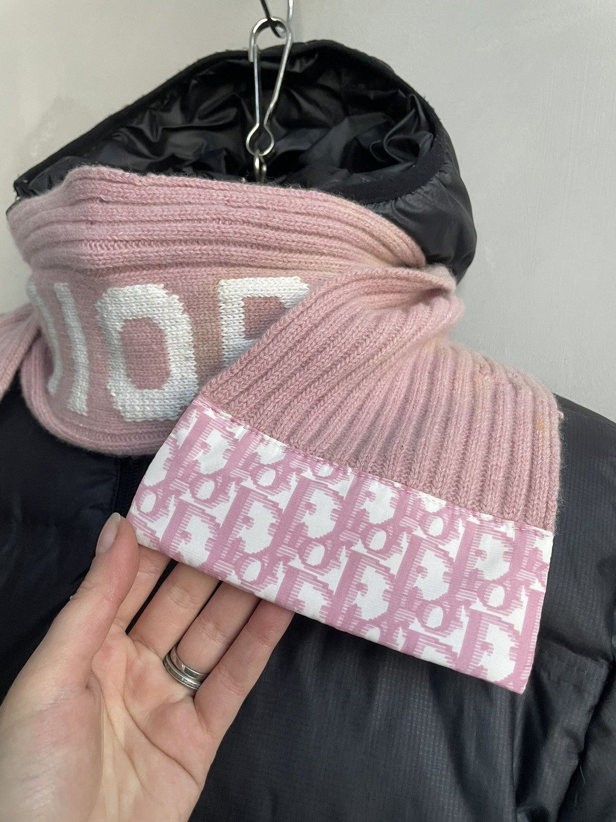 Dior Pink Dior Scarf Bigo Logo Monogram Cashmere 138cm Size ONE SIZE - 9 Thumbnail